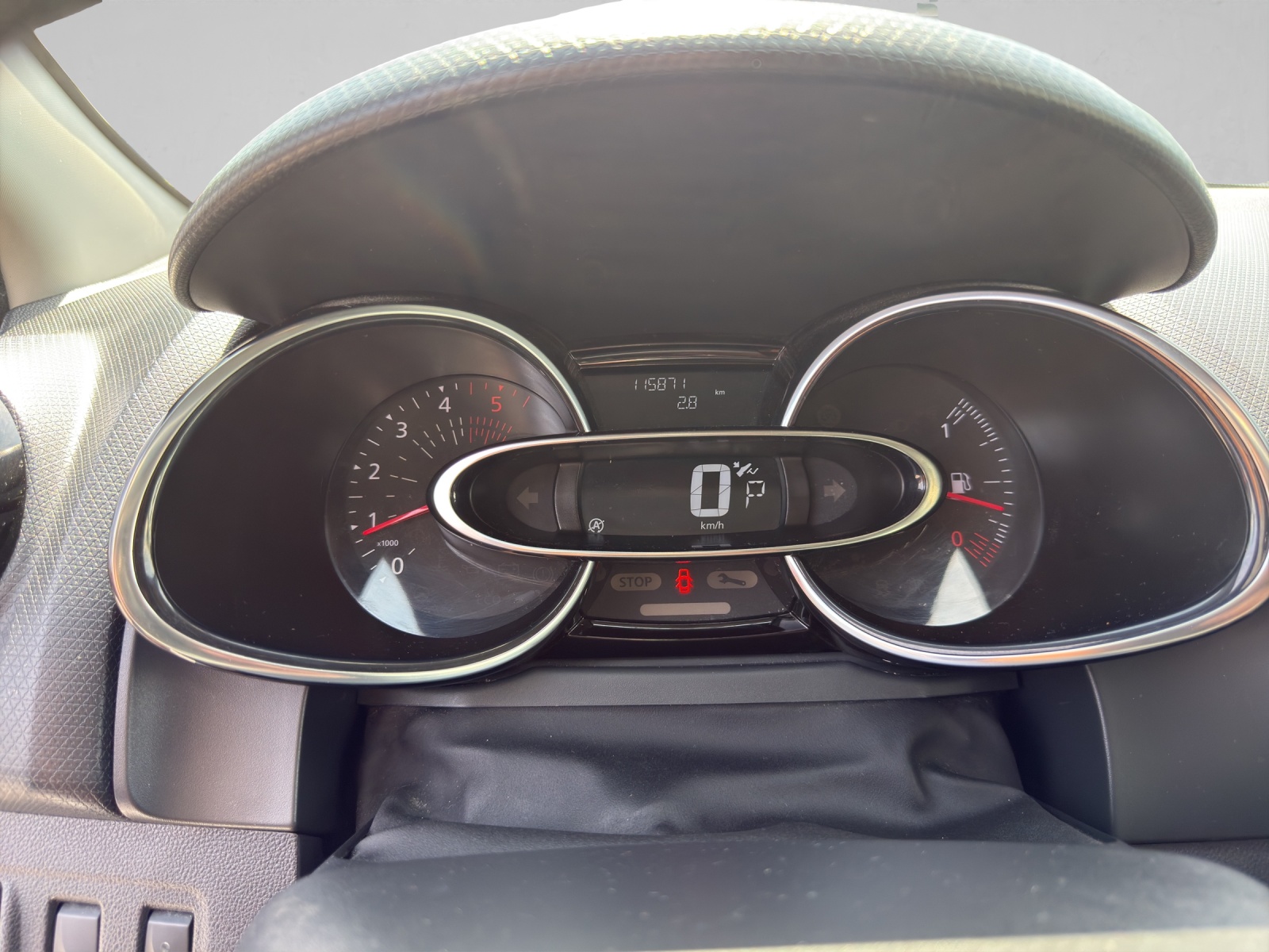 RENAULT Clio Grandtour 1.5 dCi Intens EDC-image-9