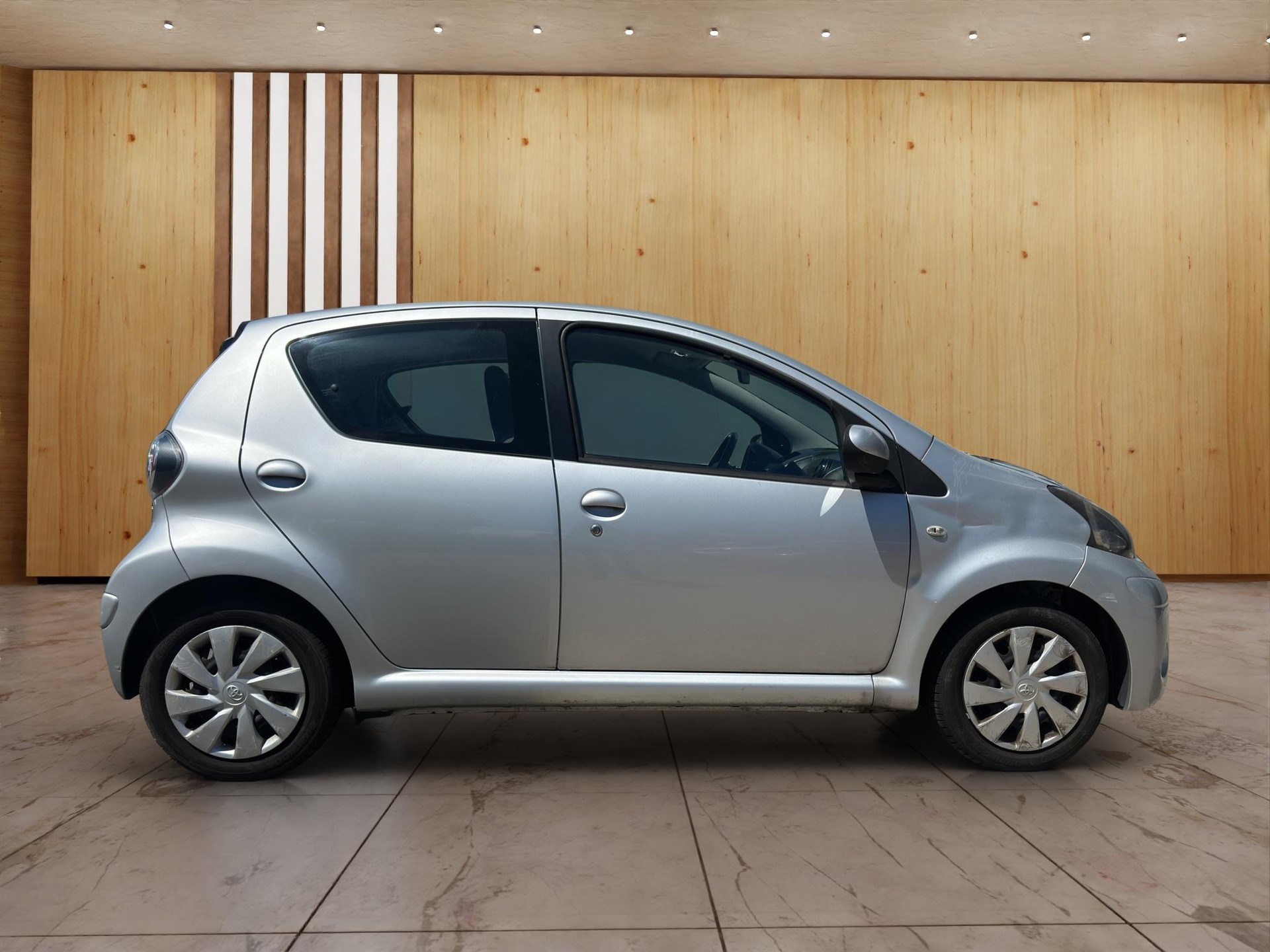 TOYOTA Aygo 1.0 VVT-i Linea Luna MM-image-6