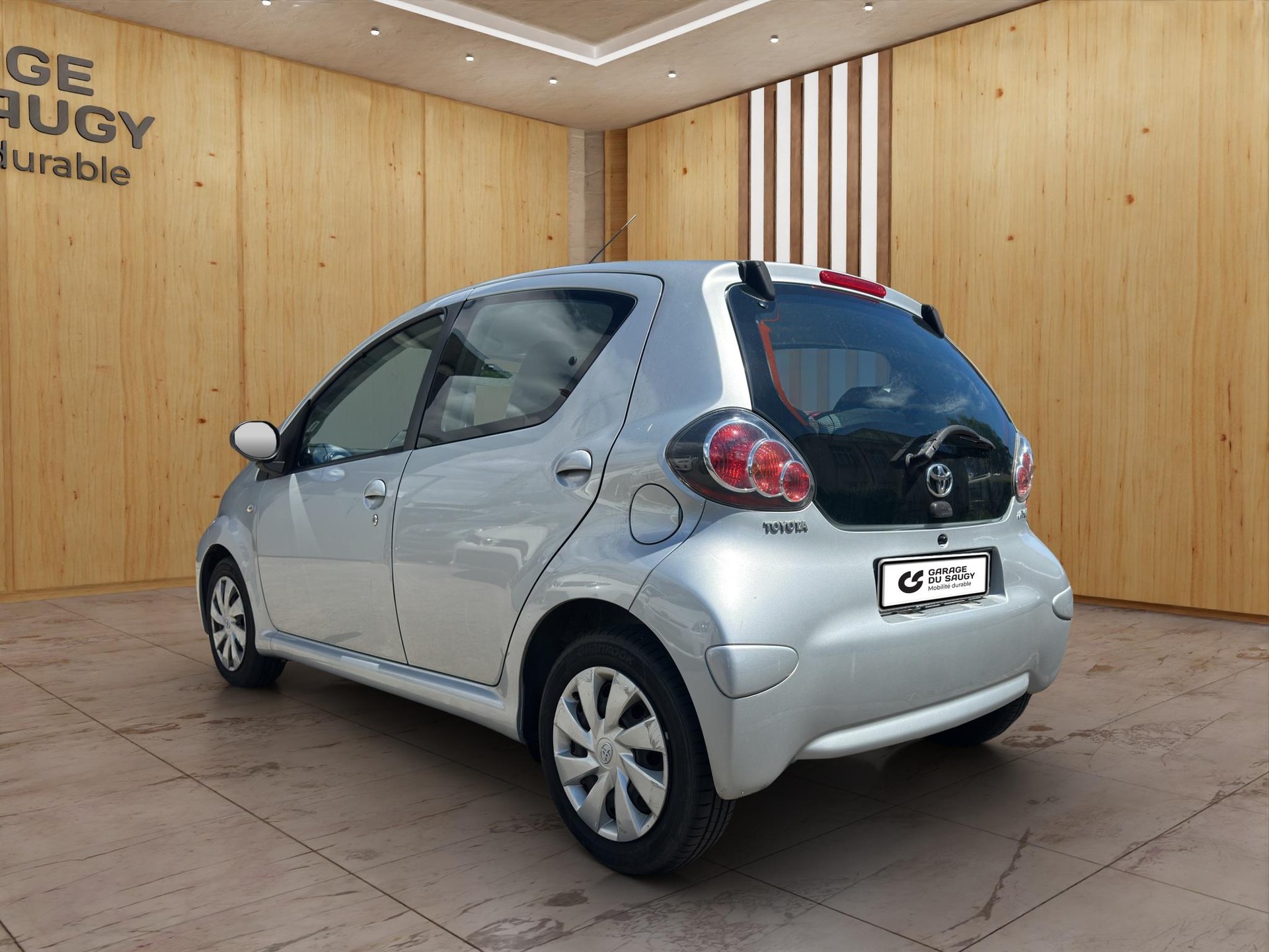 TOYOTA Aygo 1.0 VVT-i Linea Luna MM-showroom-element-3