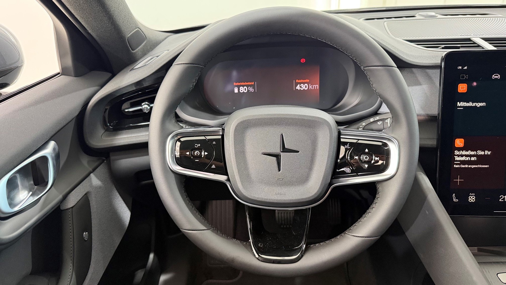 POLESTAR 2 Long Range Single Motor Prim-image-12
