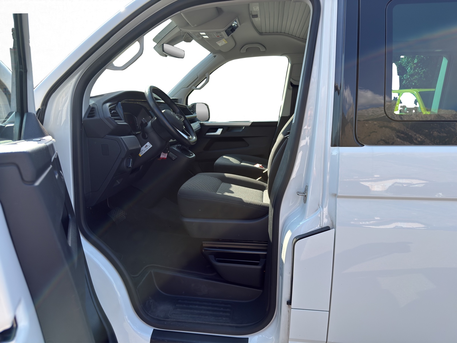 VW T6.1 California 2.0 TDI Beach Last Edition DSG-image-8