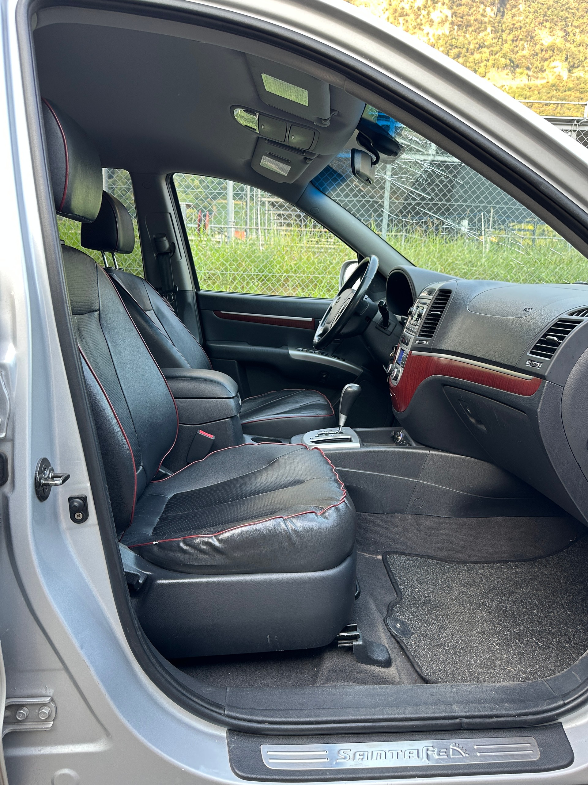 HYUNDAI Santa Fe 2.7 V6 Premium 4WD-image-8