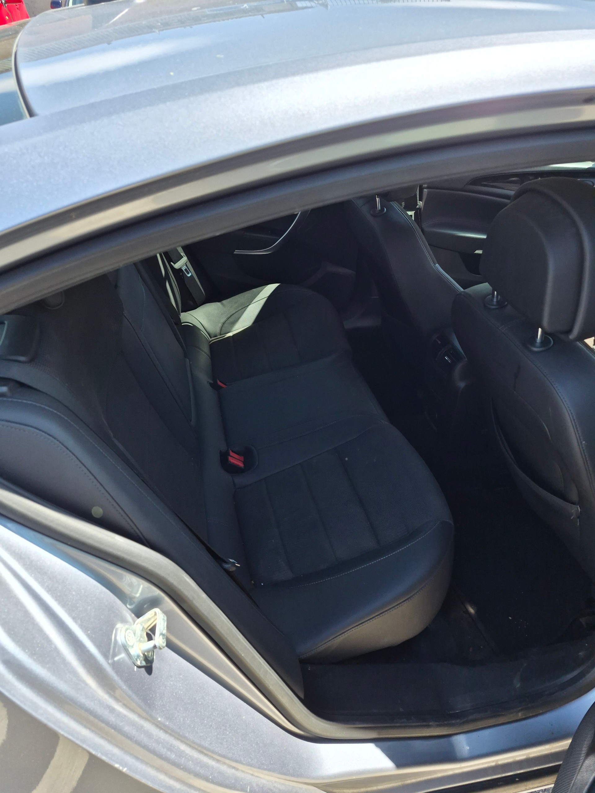 OPEL Insignia 2.0 Turbo Sport Automatic-image-7