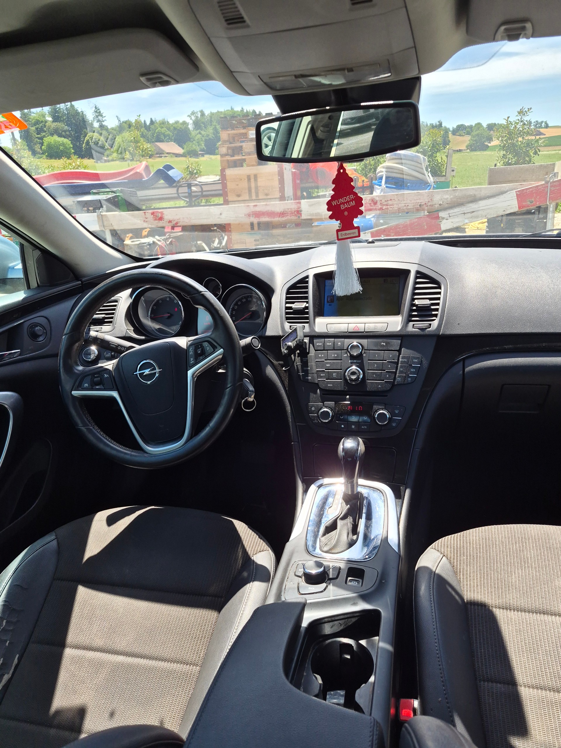 OPEL Insignia 2.0 Turbo Sport Automatic-image-8