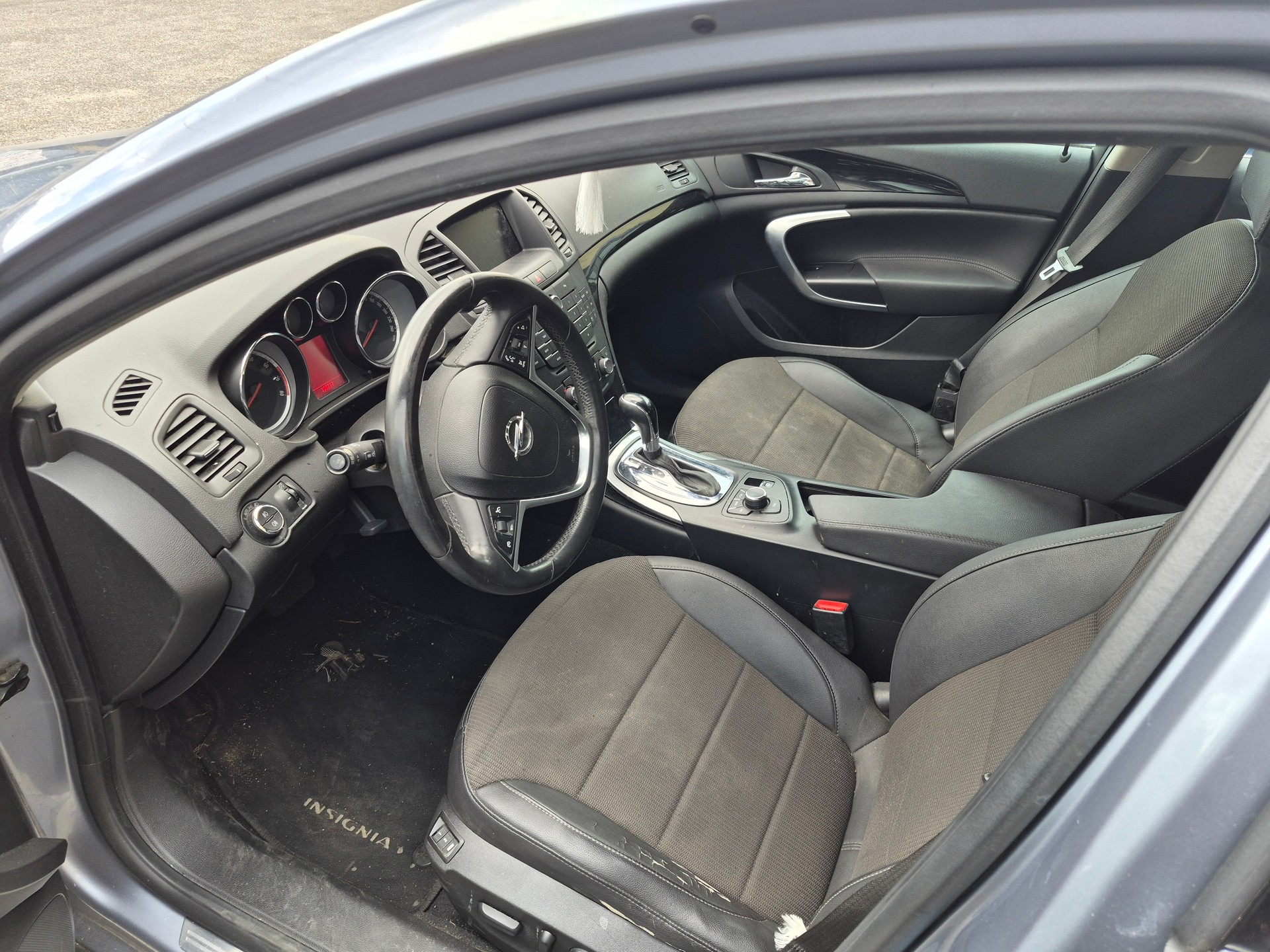 OPEL Insignia 2.0 Turbo Sport Automatic-image-5