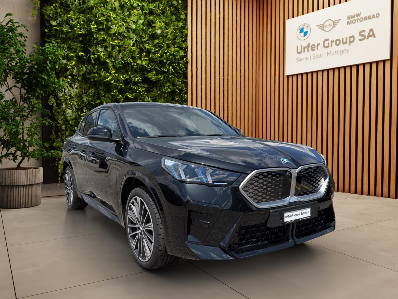 BMW 🆕 iX2 xDrive 30 Edition M Sport (CH) 🔋-image-5