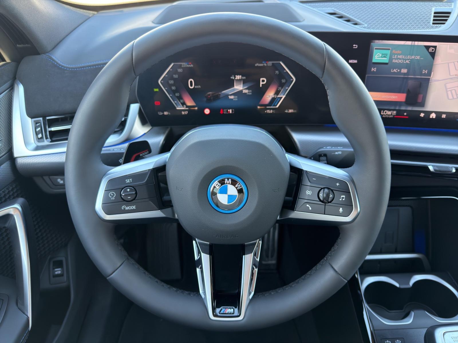 BMW 🆕 iX2 xDrive 30 Edition M Sport (CH) 🔋-image-11