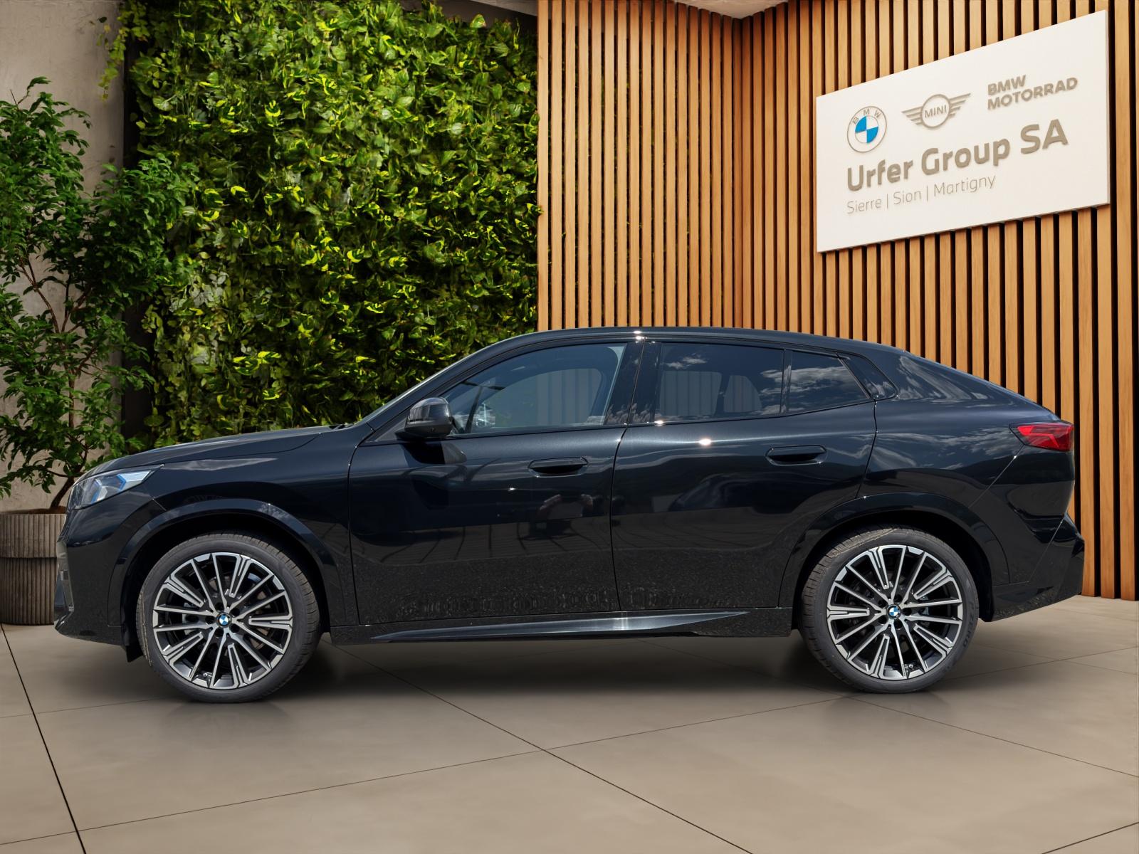 BMW 🆕 iX2 xDrive 30 Edition M Sport (CH) 🔋-showroom-element-1