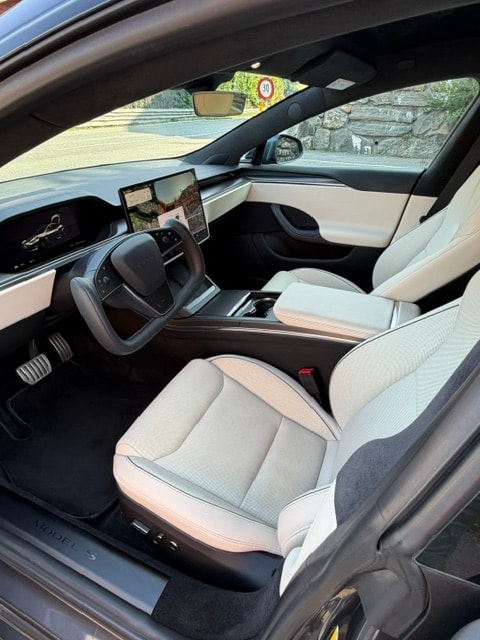 TESLA Plaid-image-6