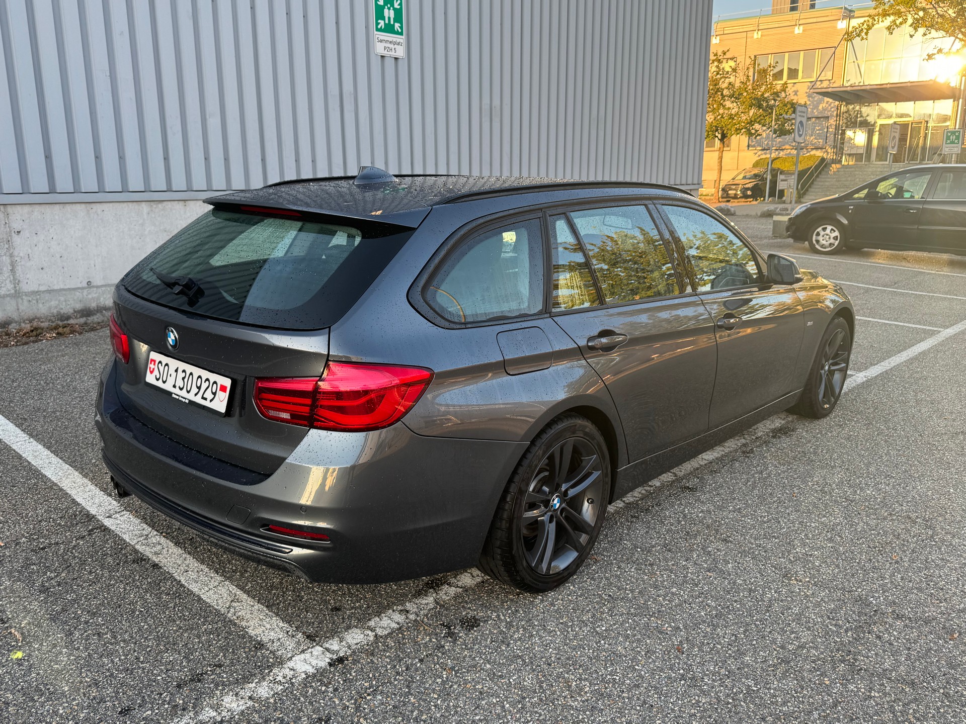 BMW 320d xDrive-image-2