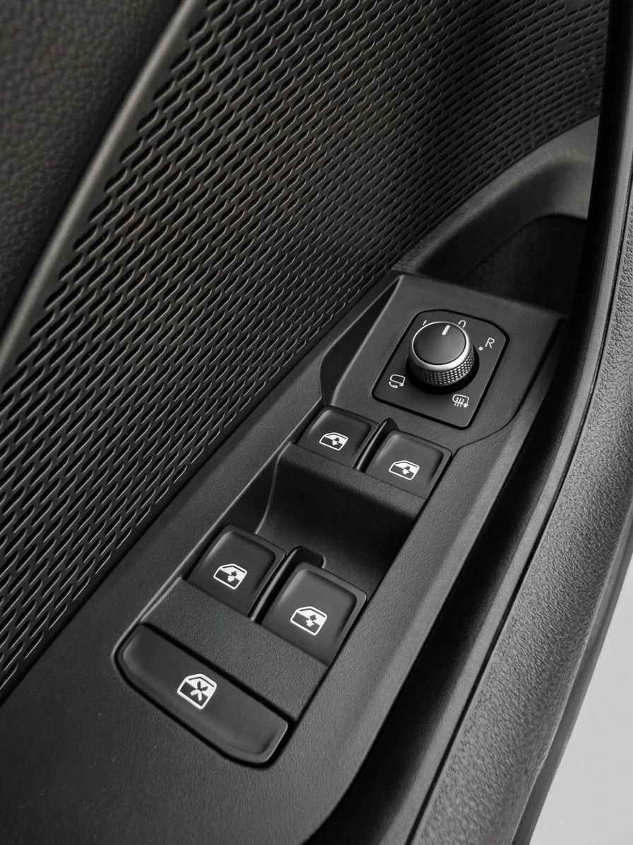SKODA Octavia Combi 2.0 TDI DSG Ambition-image-15