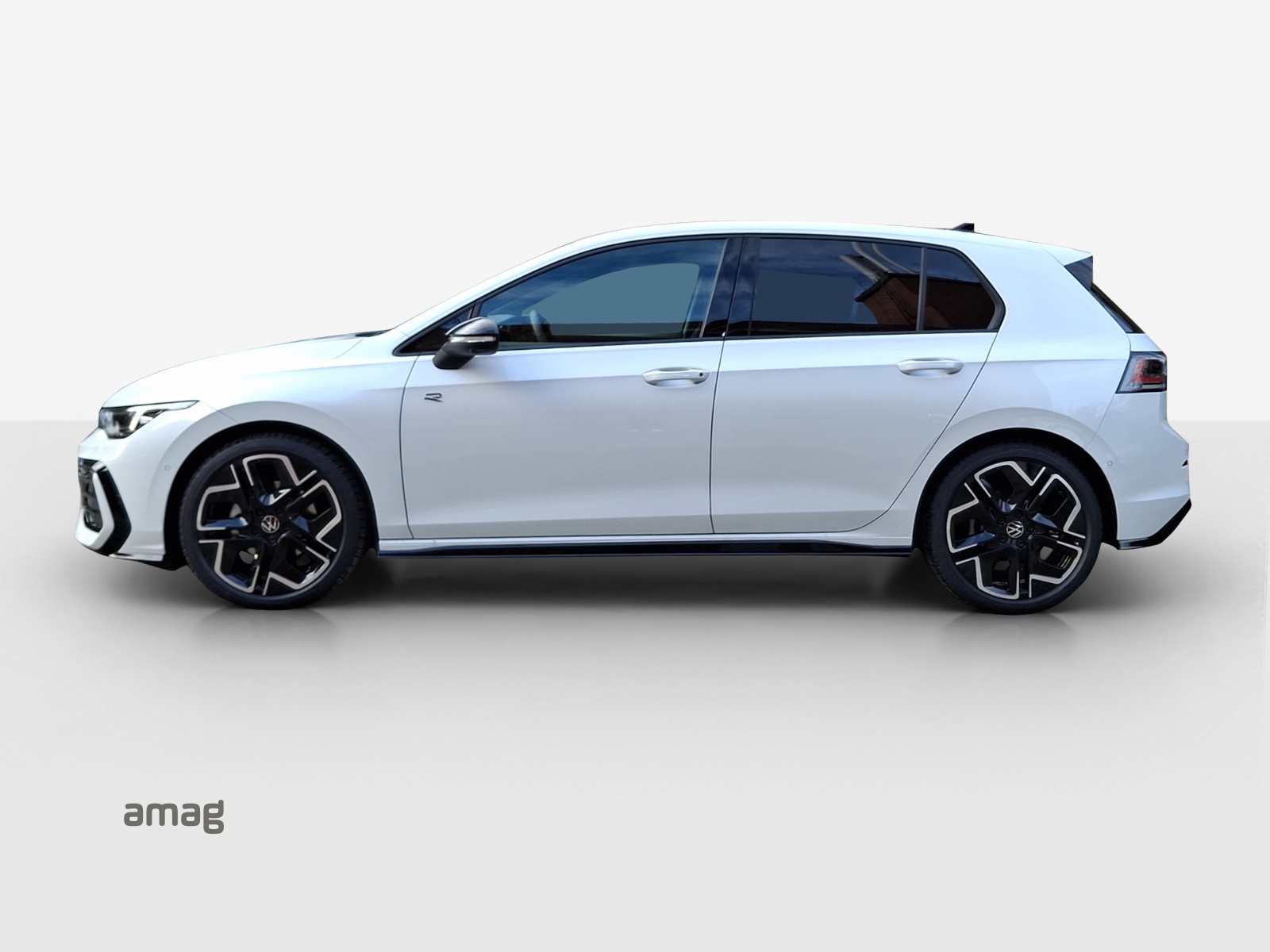 VW Golf 1.5 e TSI mHEV R-Line DSG-image-1