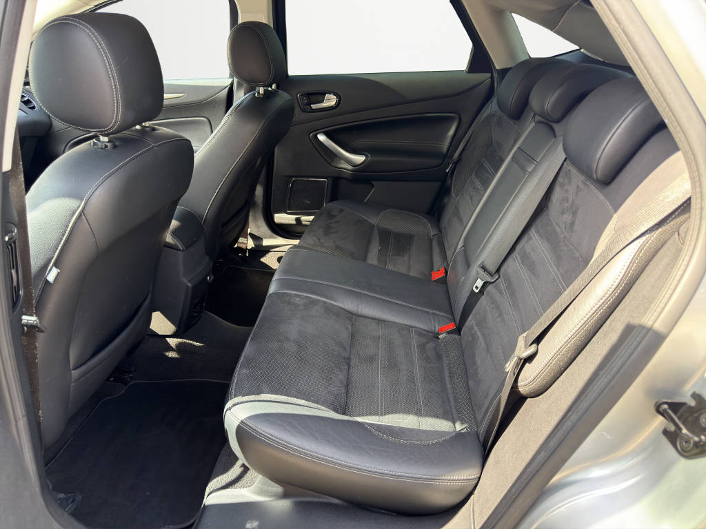 FORD Mondeo 2.5 Turbo Titanium-image-13