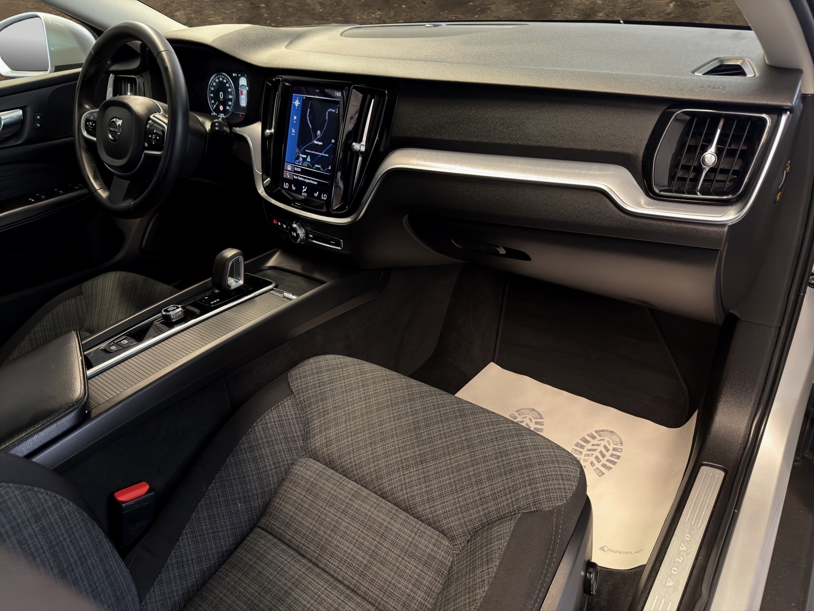 VOLVO V60 Cross Country B4 Mild Hybrid Core AWD Geartronic-image-8