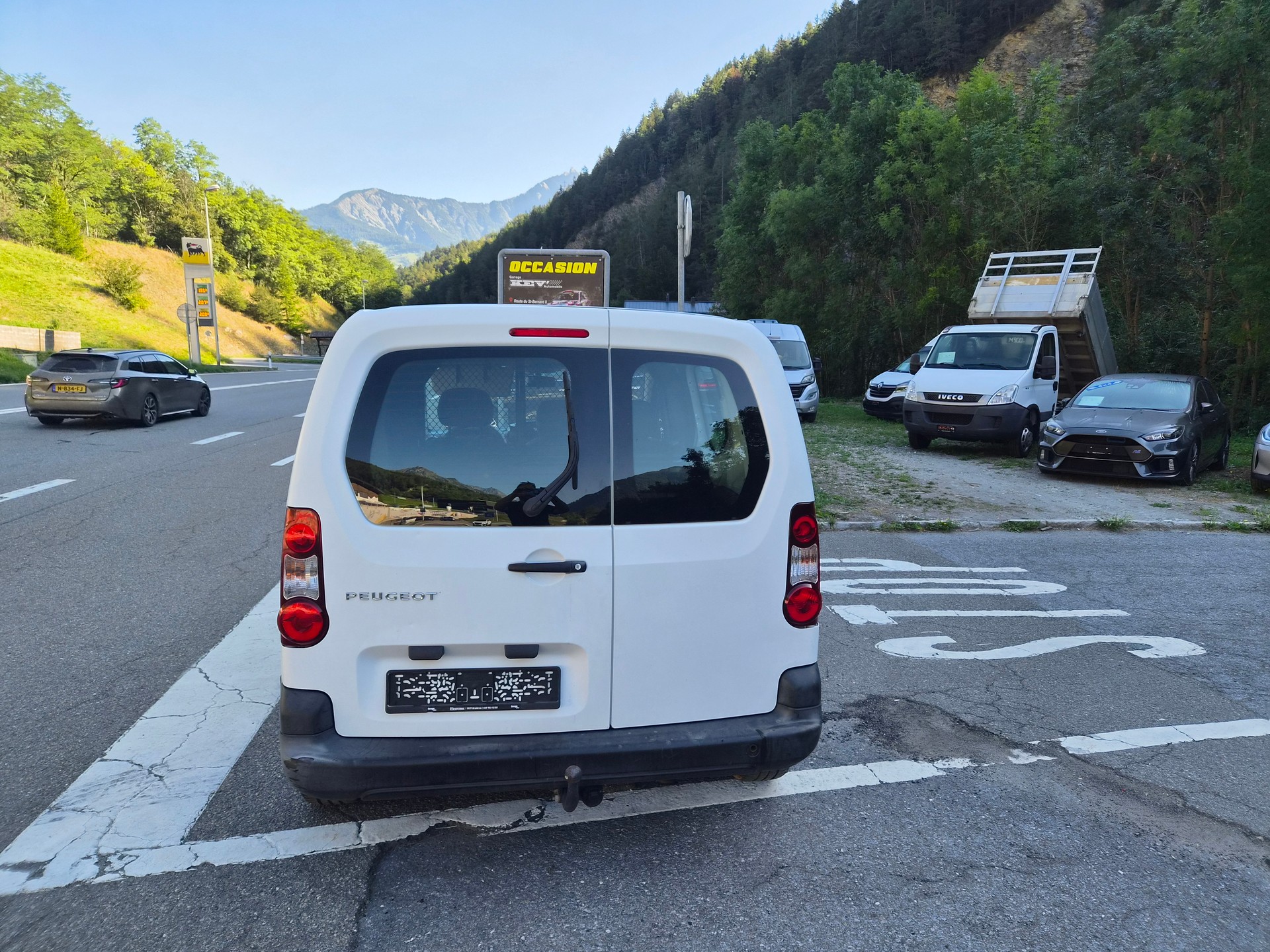 PEUGEOT Partner 1.6 VTi Urban Pack-image-3