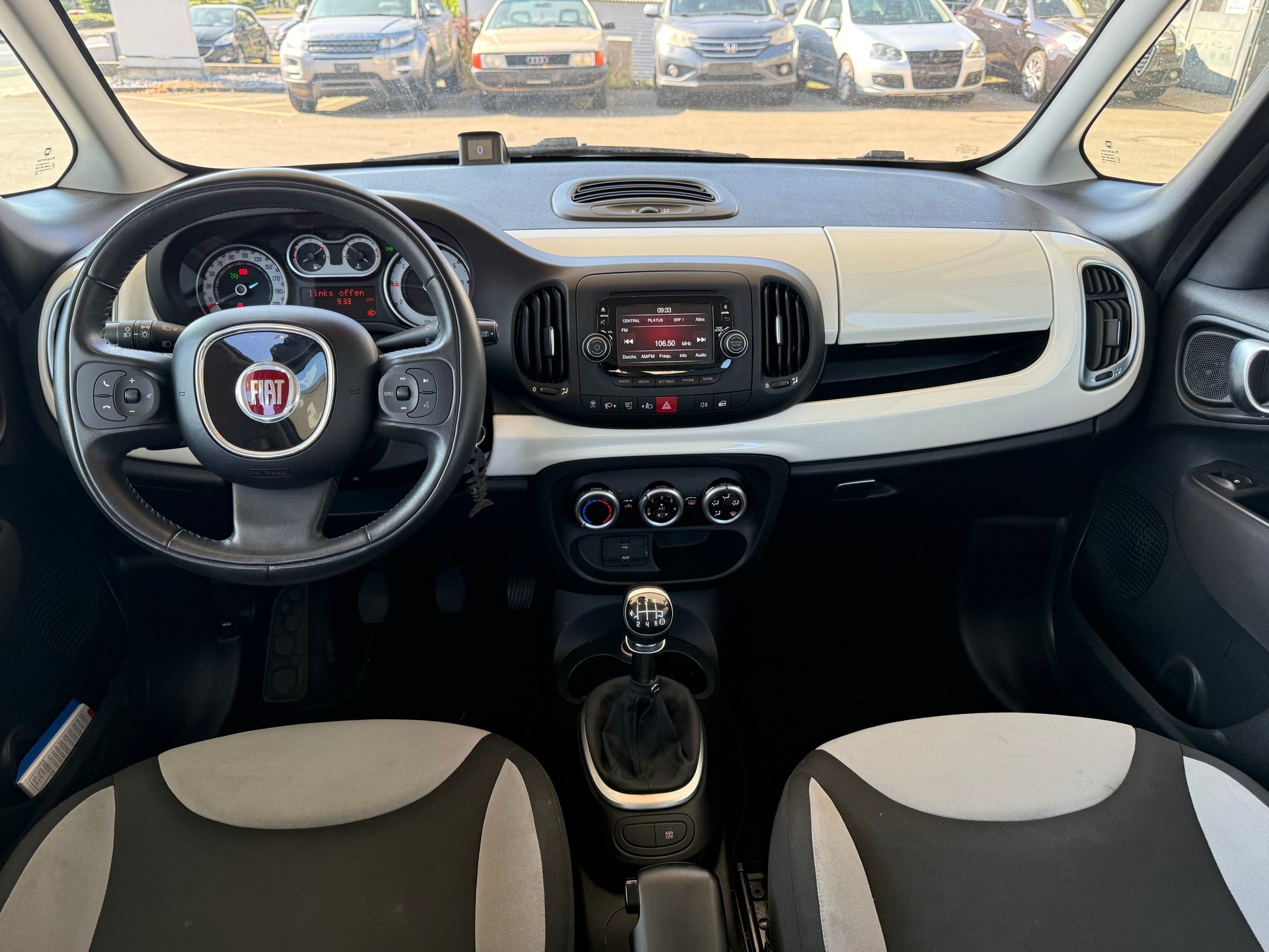 FIAT 500L 1.4 16V Pop Star-image-6