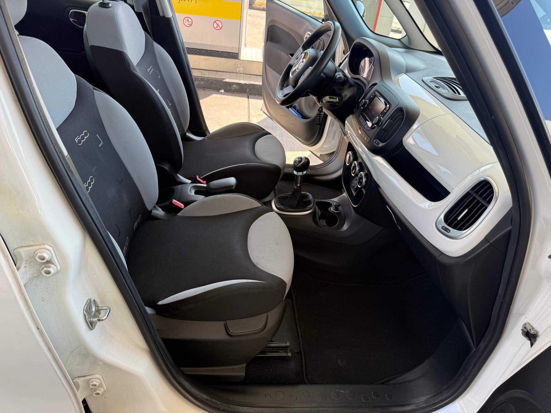FIAT 500L 1.4 16V Pop Star-image-8