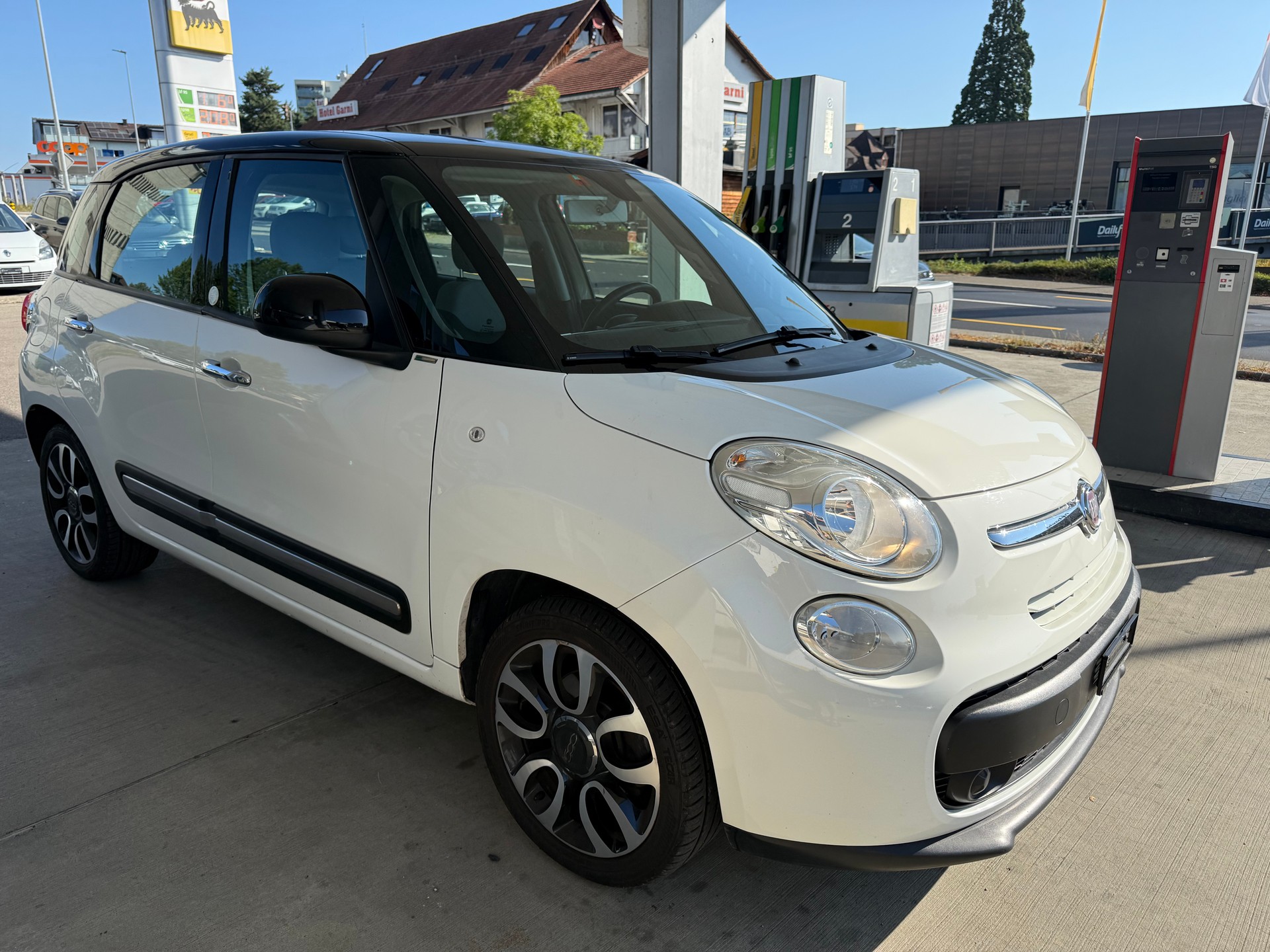 FIAT 500L 1.4 16V Pop Star-image-2