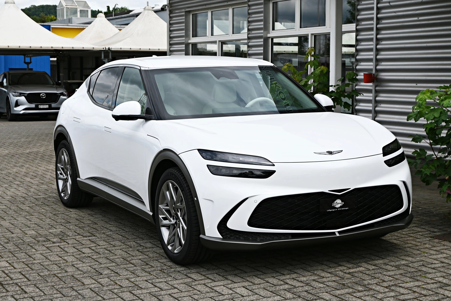 GENESIS GV60 77.4 kWh Sport AWD 4X4 (CH Auto) + Werksgarantie 12.2028-image-0