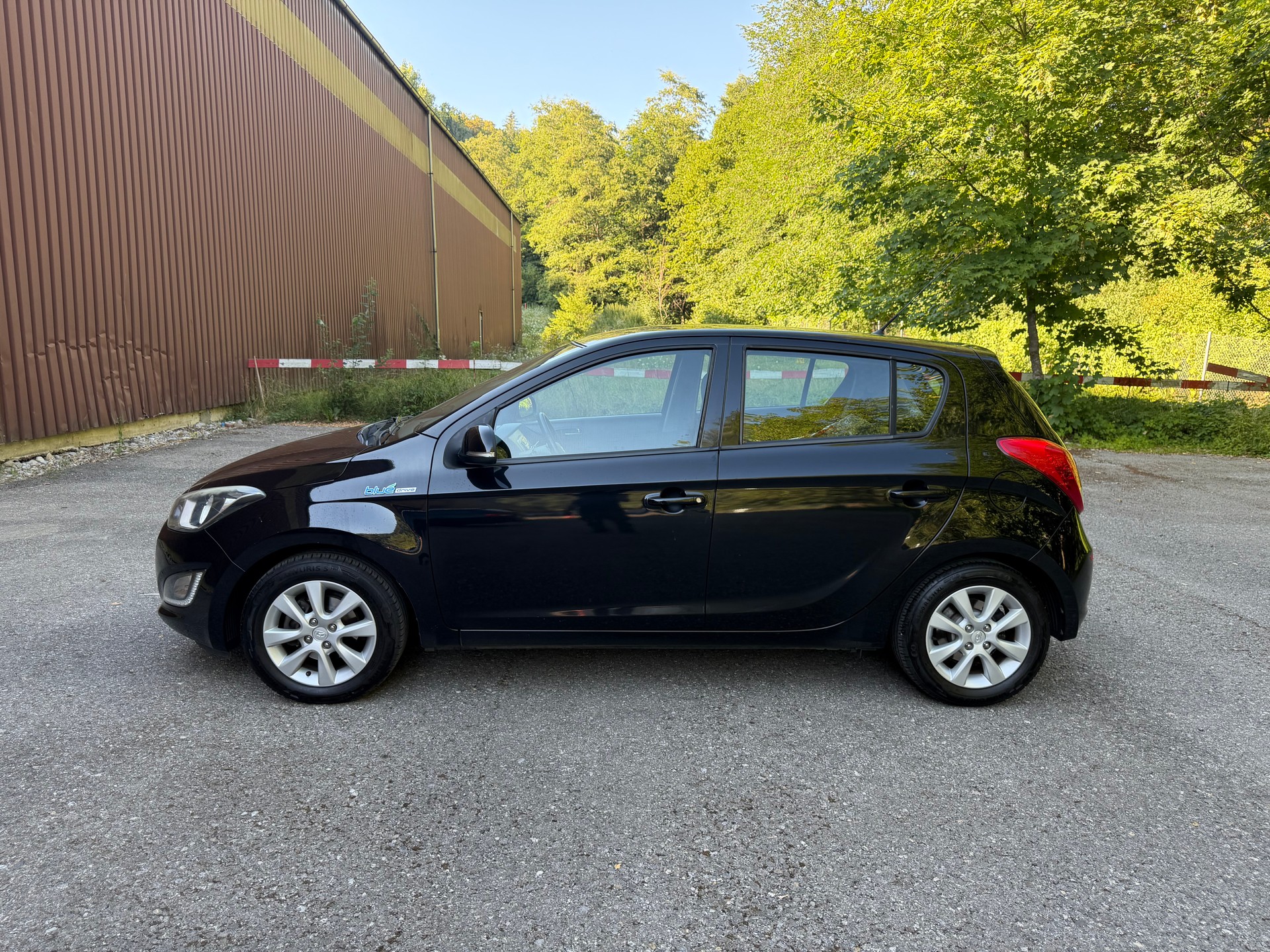 HYUNDAI i20 1.4 Style-image-1