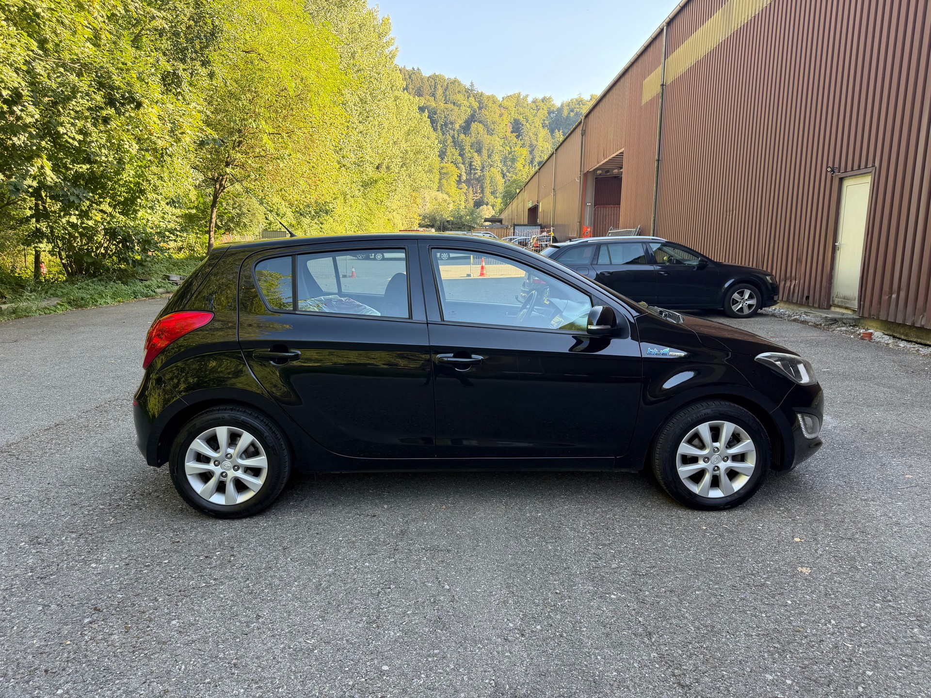 HYUNDAI i20 1.4 Style-image-2