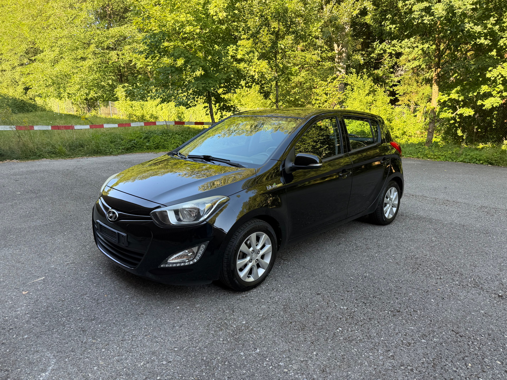 HYUNDAI i20 1.4 Style-image-0
