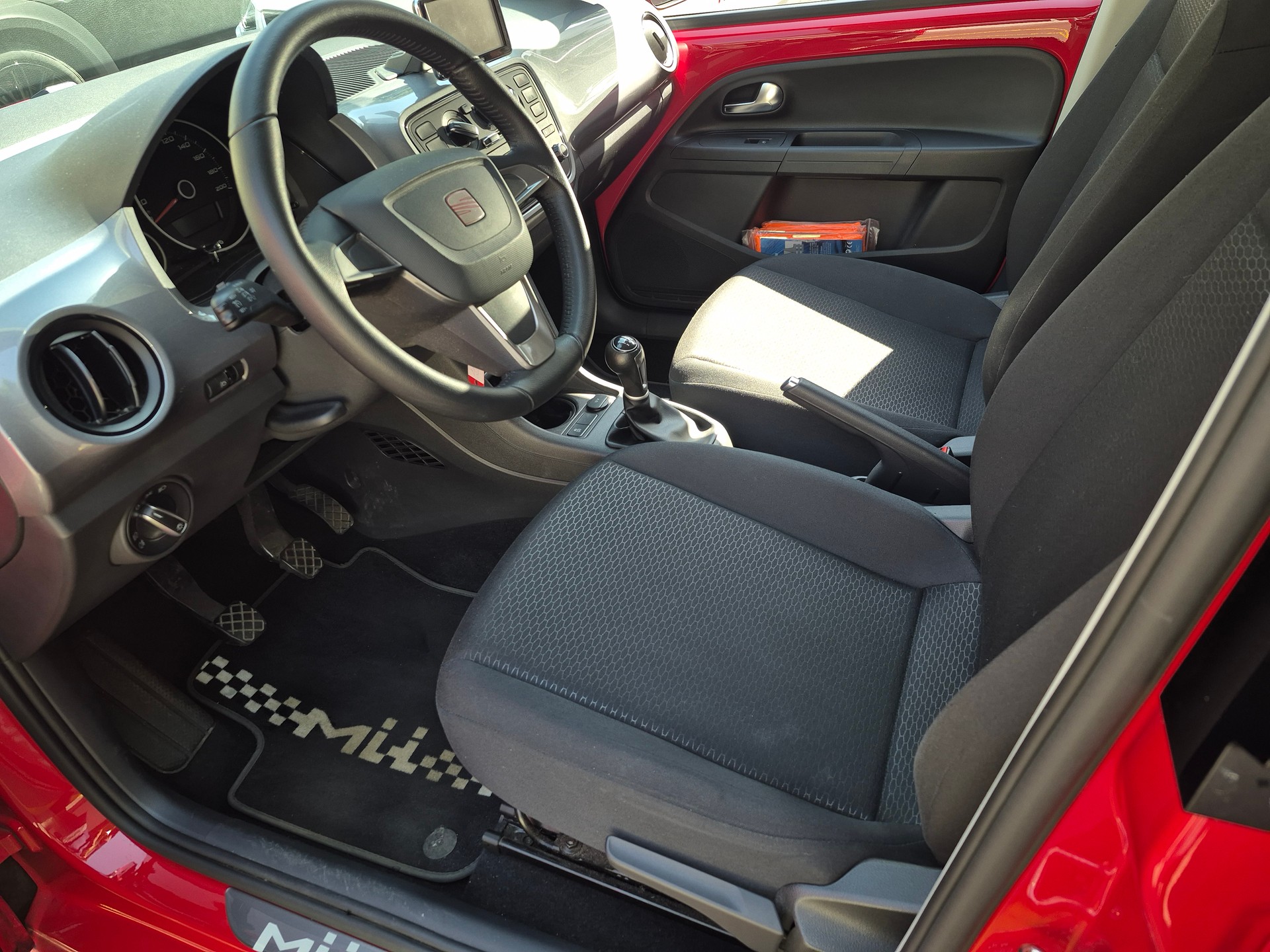 SEAT Mii 1.0 Style Viva-image-11