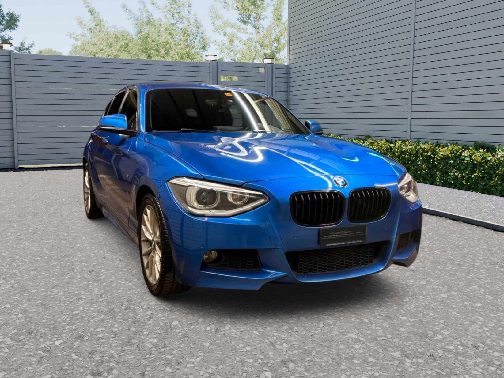 BMW 118i M-Sport Steptronic-image-0