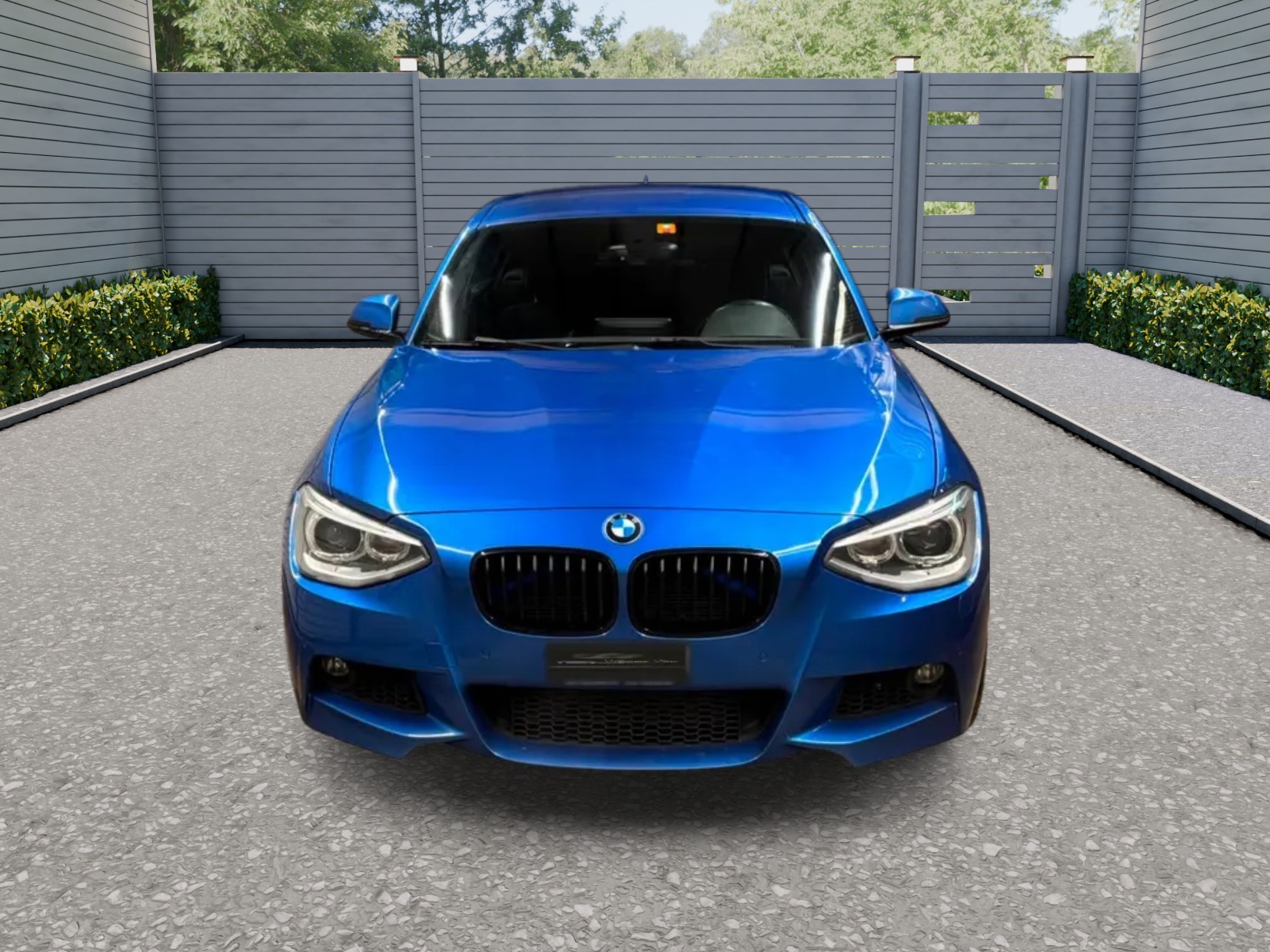 BMW 118i M-Sport Steptronic-image-1