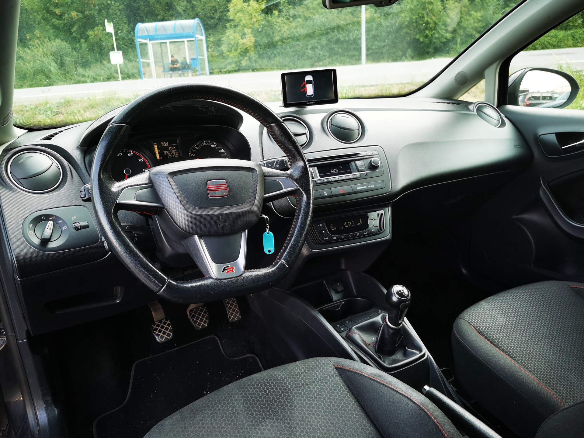 SEAT Ibiza ST 1.2 TSI FR Viva-image-8
