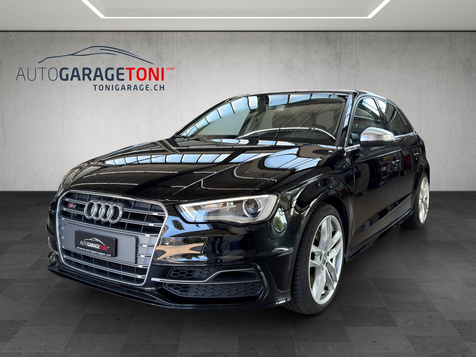 AUDI S3 Sportback 2.0 TFSI quattro-image-0