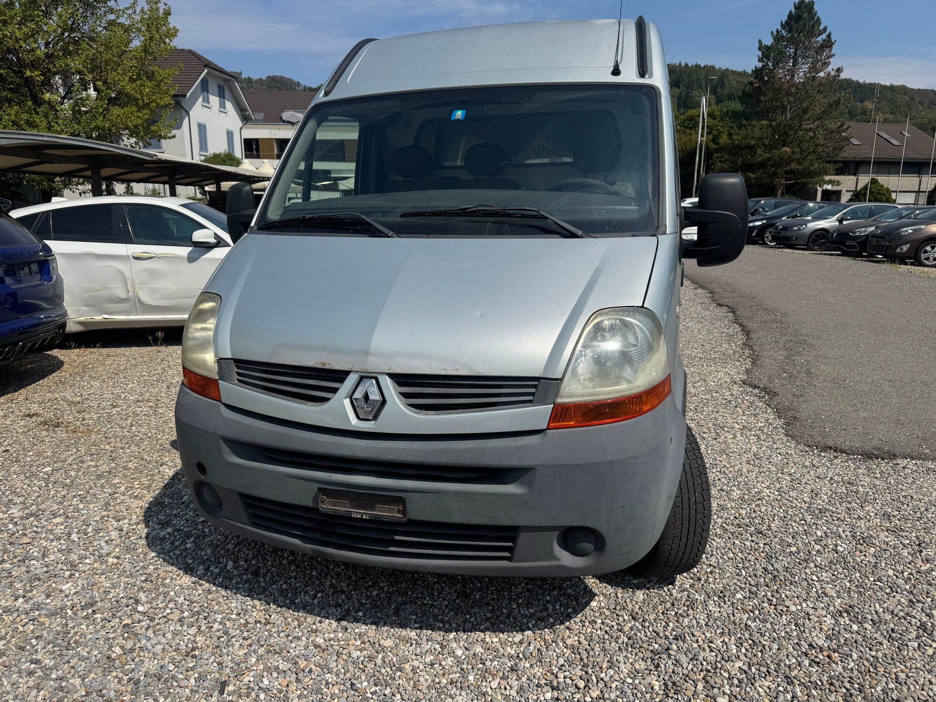 RENAULT Master T35 2.5dCi L3H3-image-0