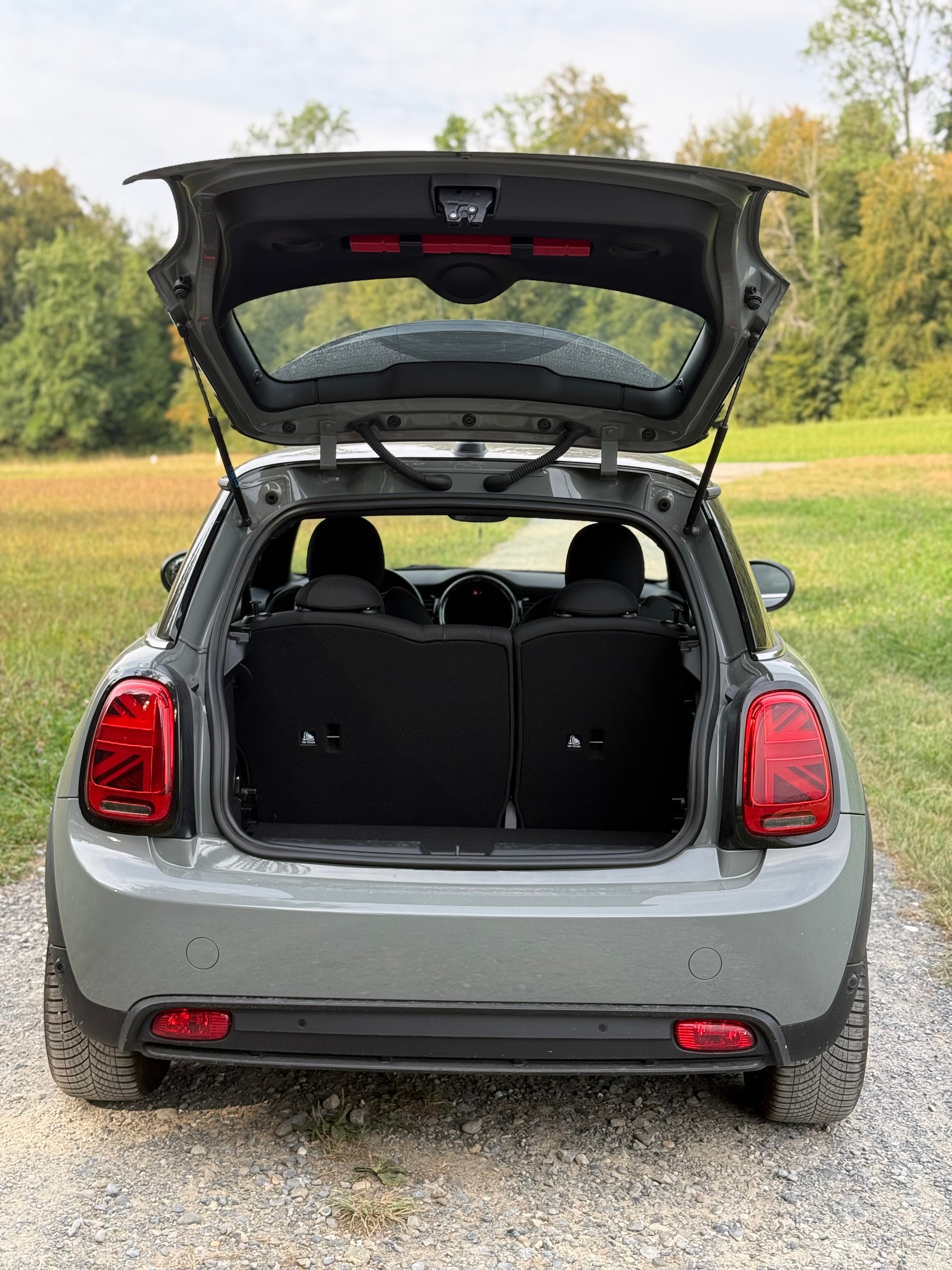 MINI Cooper SE-image-4