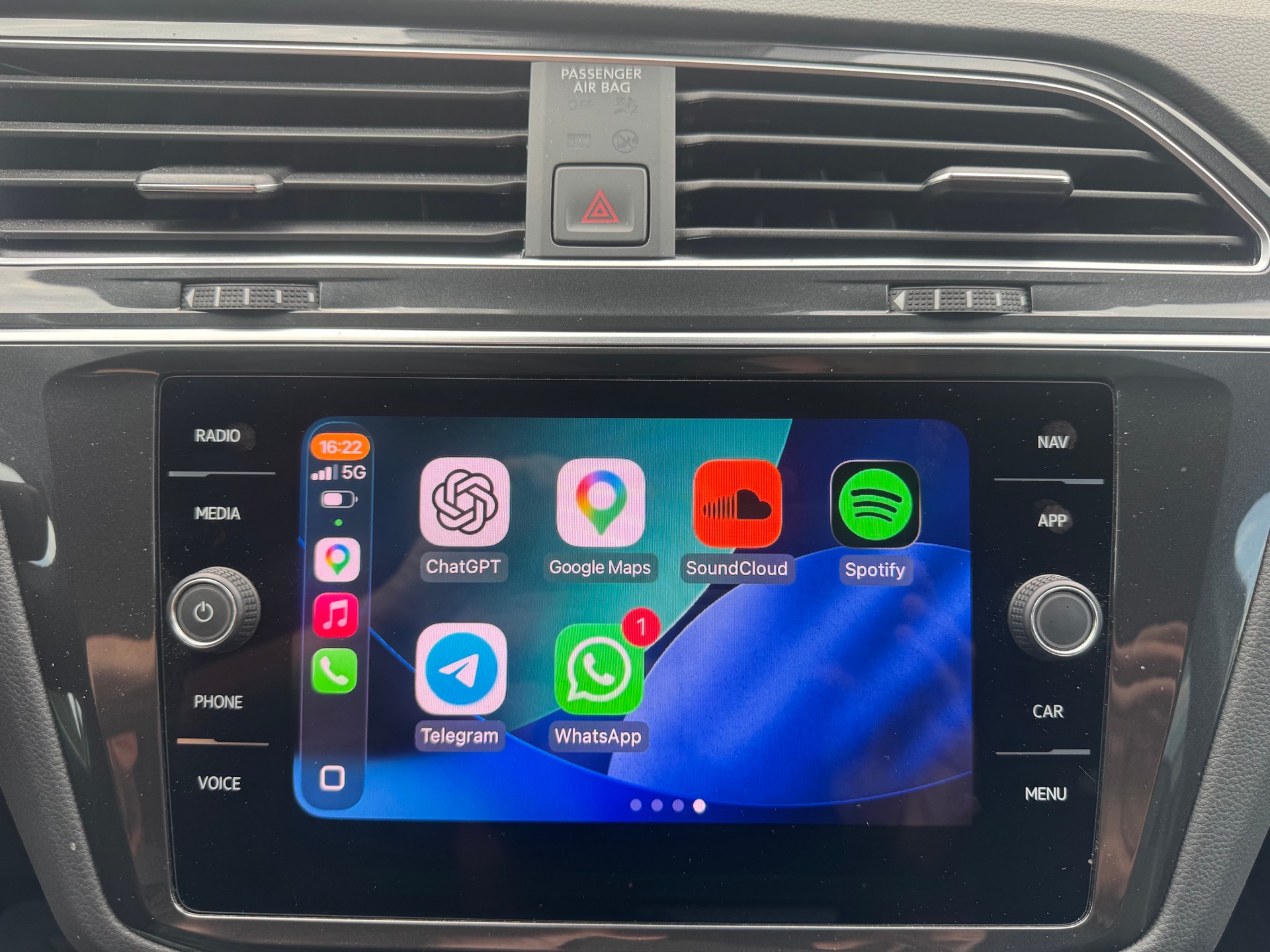 VW Tiguan 2.0TSI R-Line 4Motion DSG-image-15