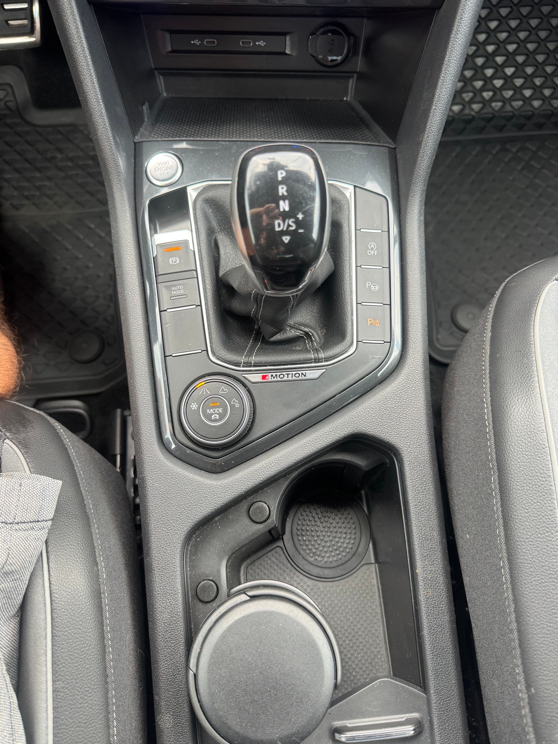 VW Tiguan 2.0TSI R-Line 4Motion DSG-image-19