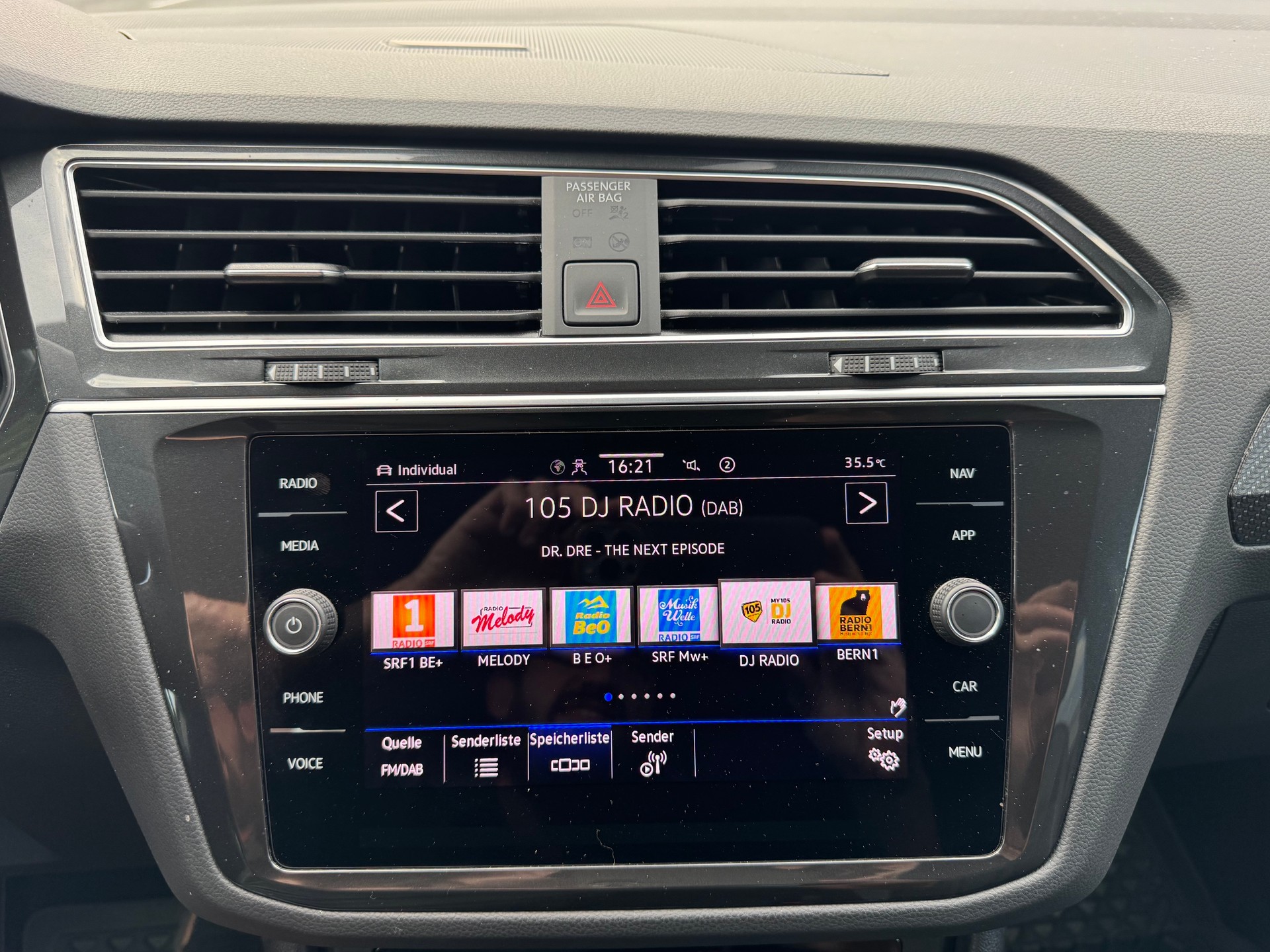 VW Tiguan 2.0TSI R-Line 4Motion DSG-image-9