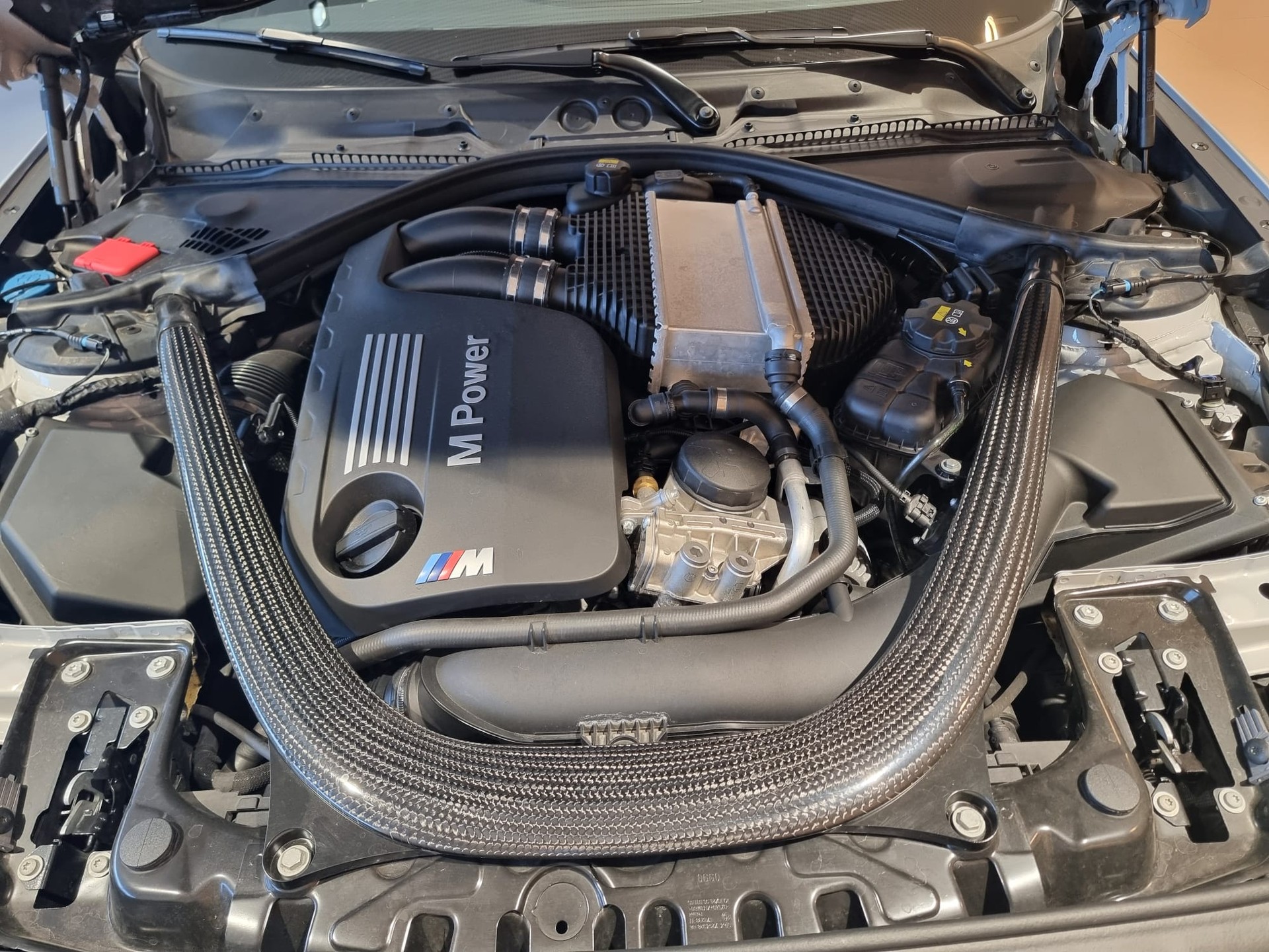 BMW M2 CS-image-9