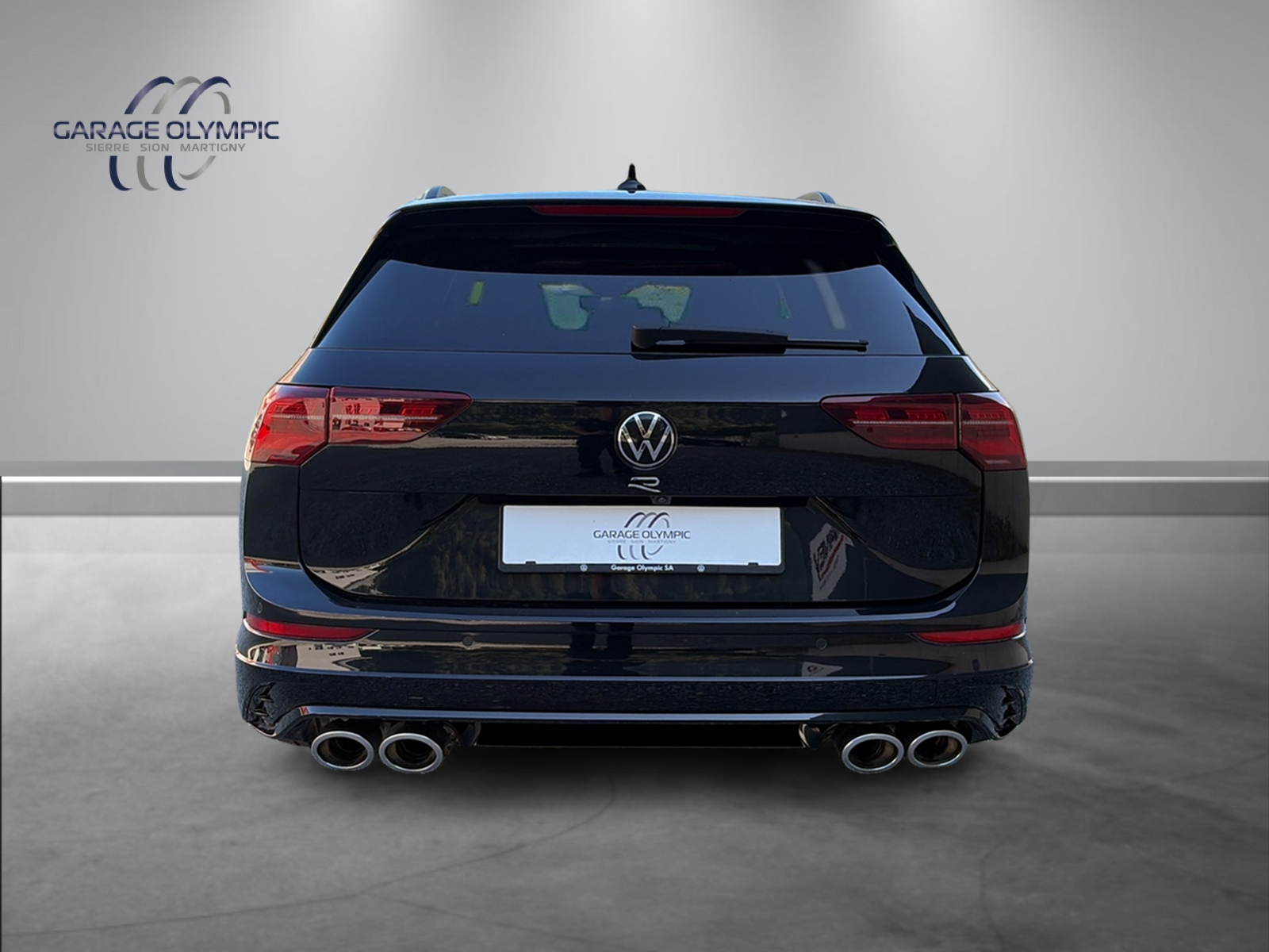 VW Golf Variant 2.0 TSI R DSG 4Motion-image-4