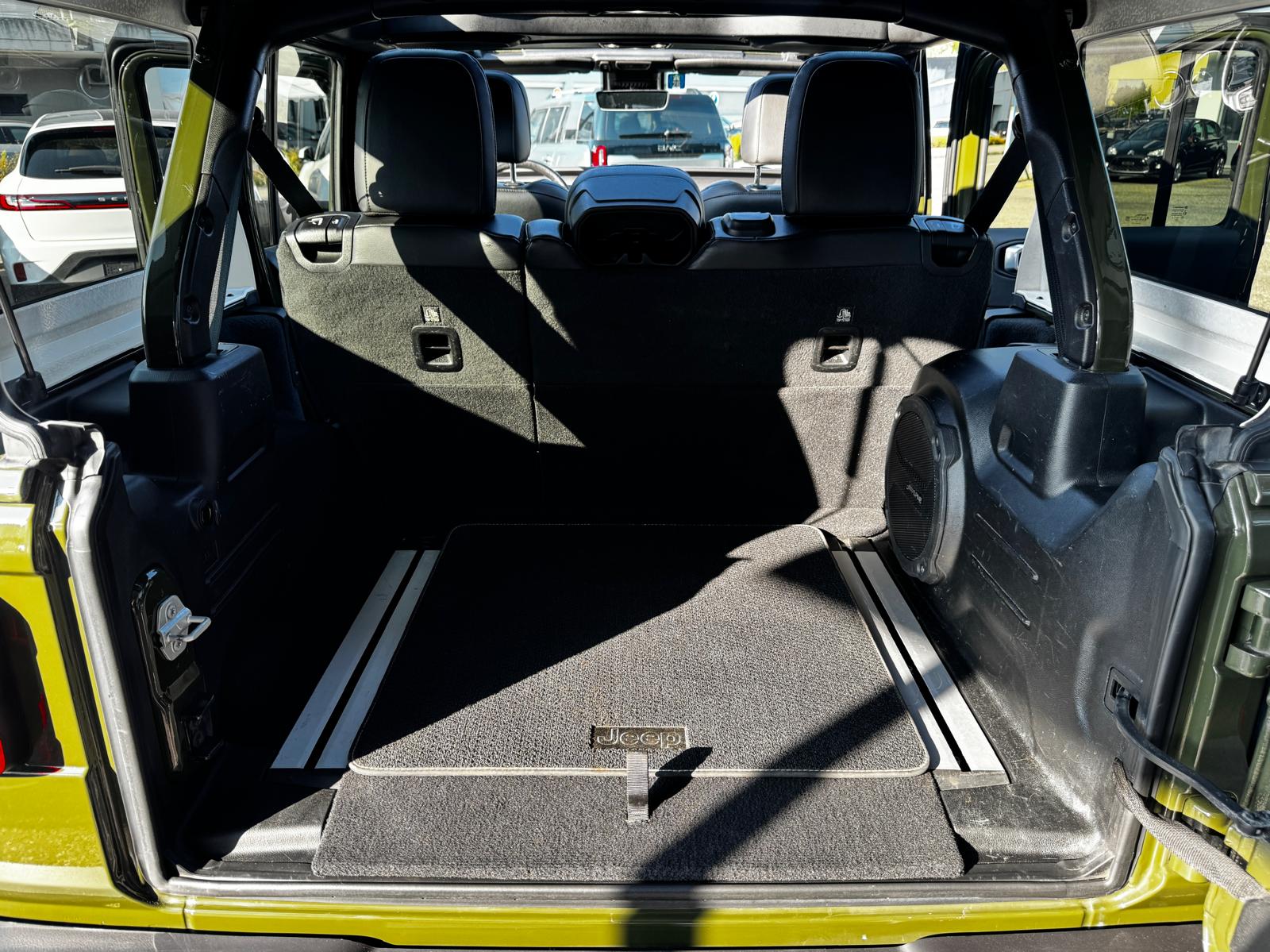 JEEP Wrangler 2.0 Unlimited 80TH Anniversary Automatic-image-8