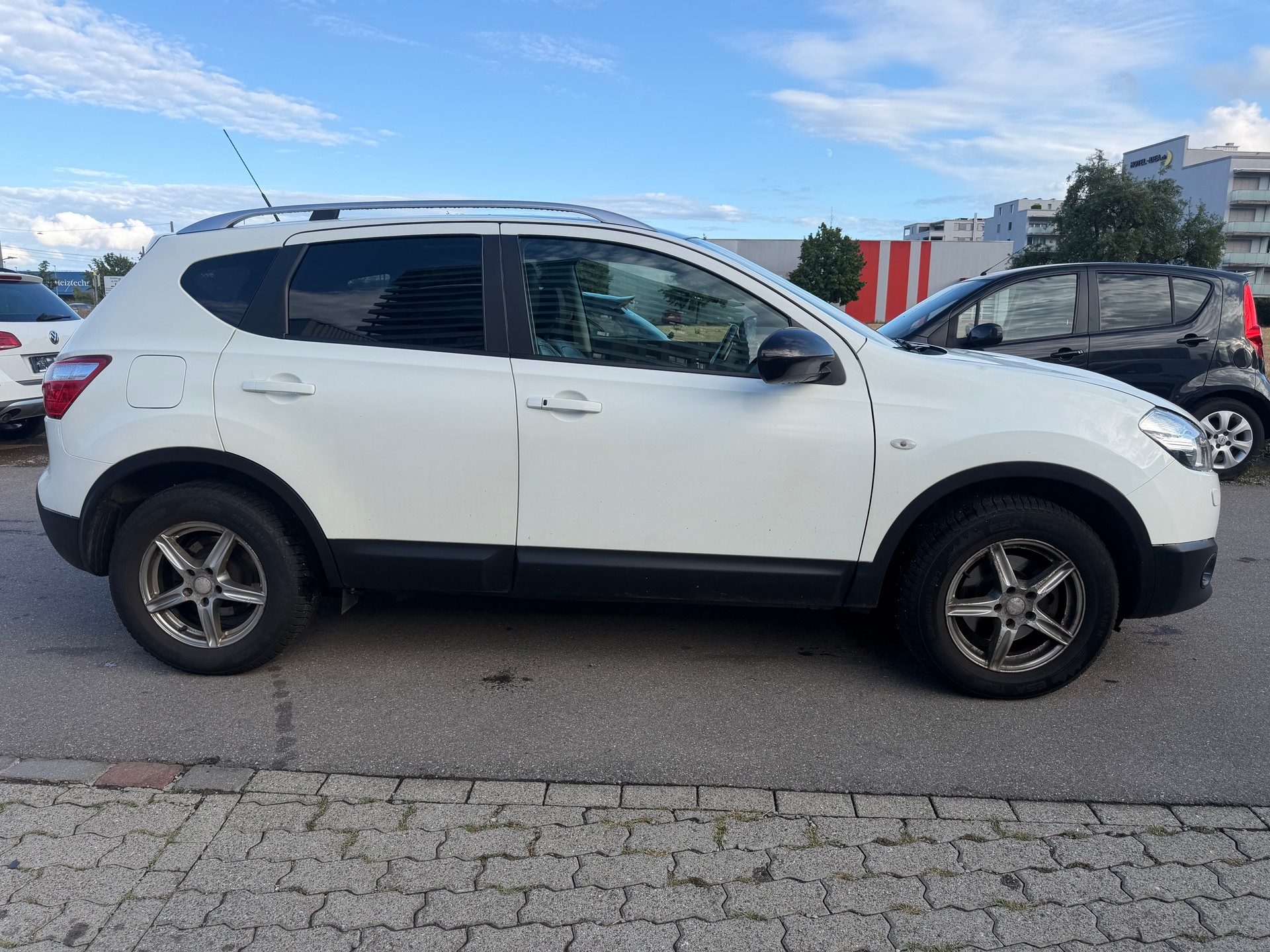 NISSAN Qashqai 2.0 4WD tekna-image-3