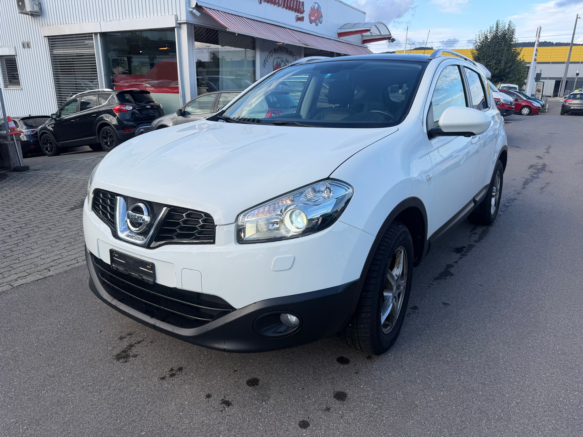 NISSAN Qashqai 2.0 4WD tekna-image-0
