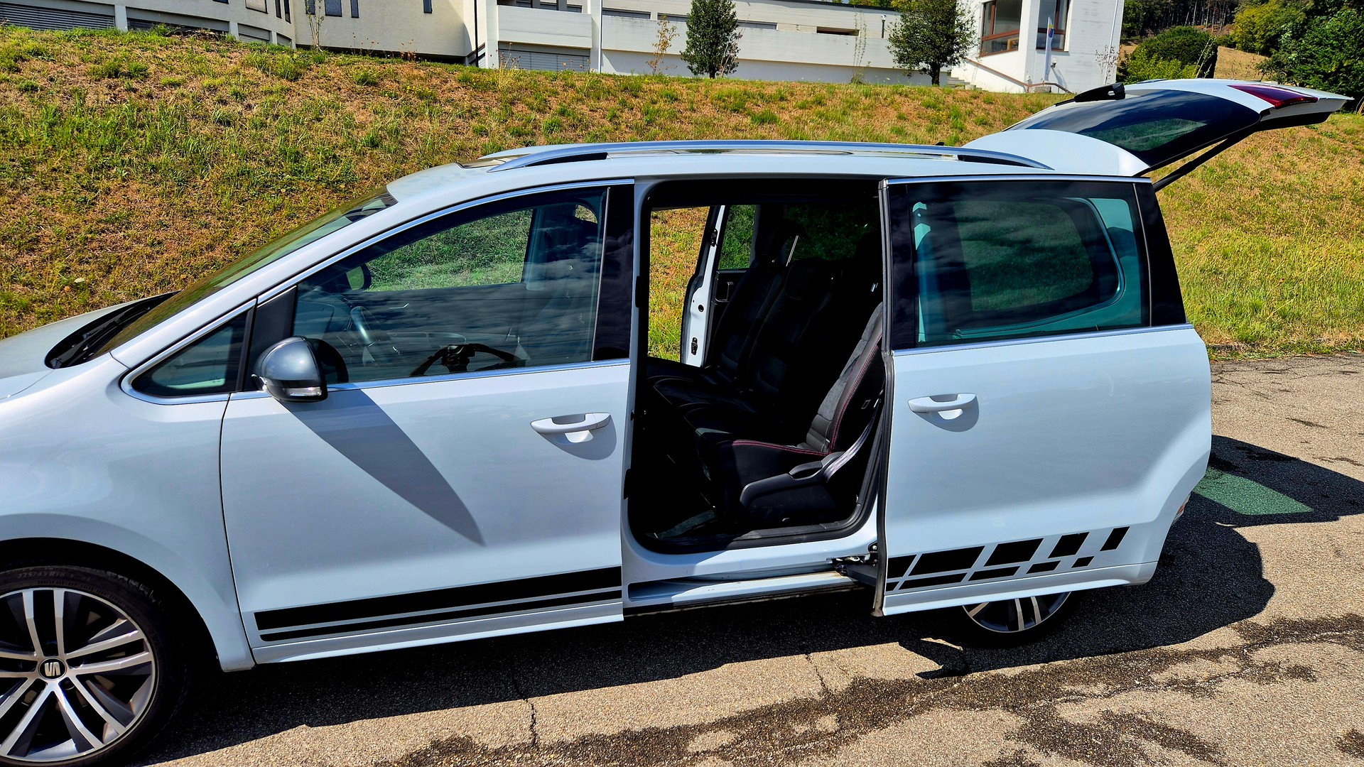 SEAT 2.0 TDI 184 FR Line DSG S/S-image-2