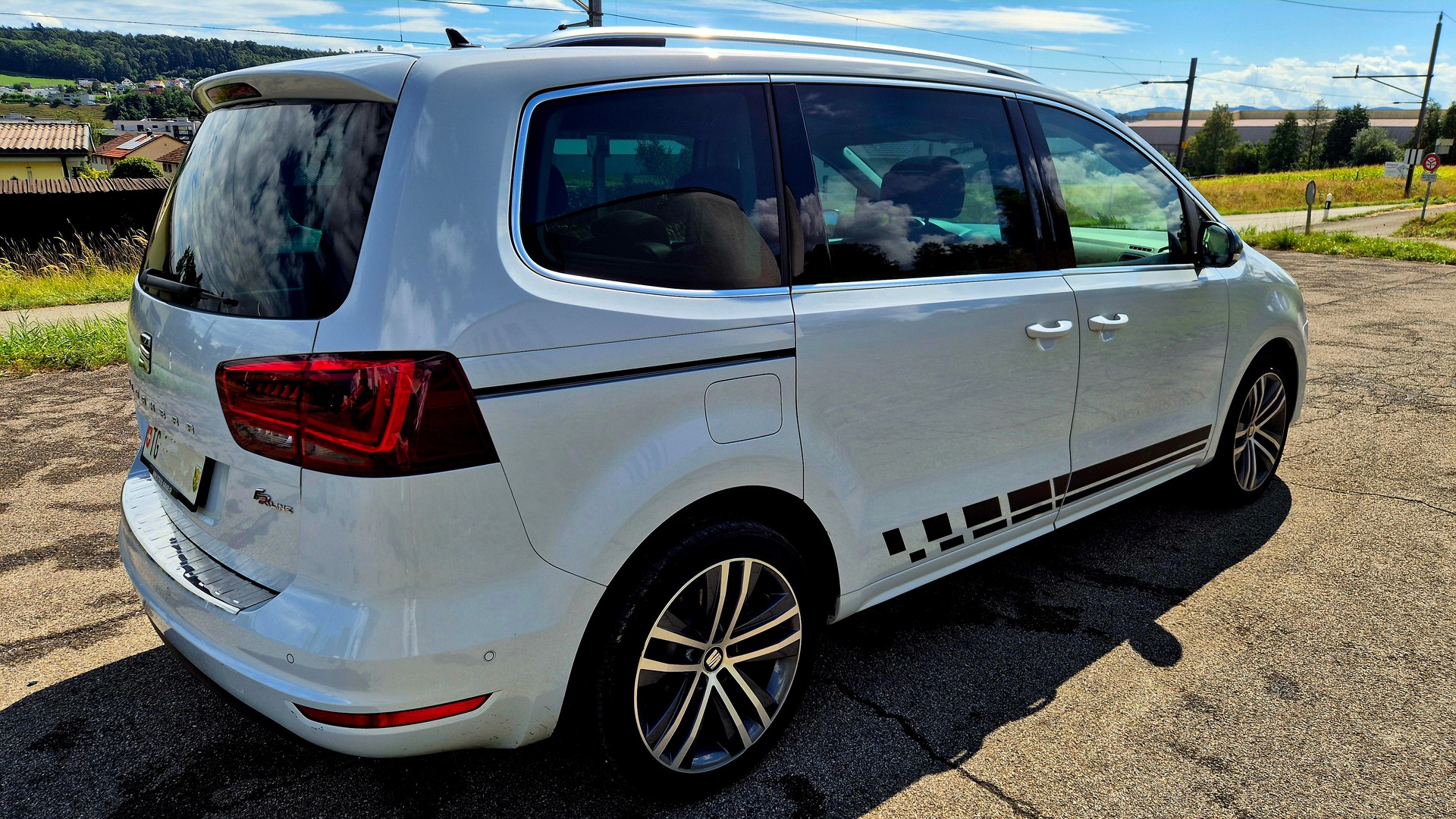 SEAT 2.0 TDI 184 FR Line DSG S/S-image-1