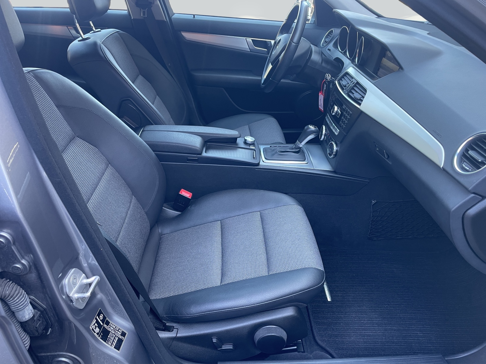 MERCEDES-BENZ C 220 CDI 4Matic 7G-Tronic-image-7