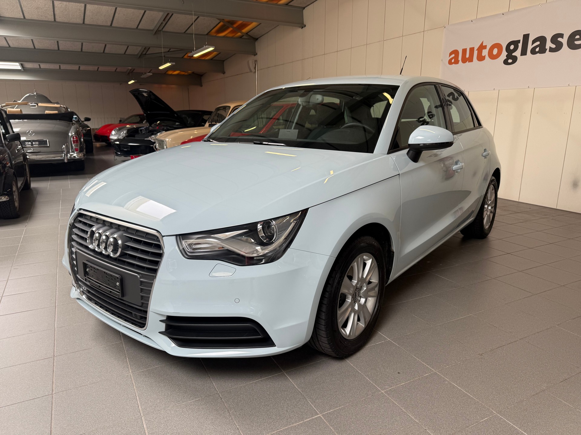 AUDI A1 Sportback 1.4 TFSI Ambition S-tronic-image-3