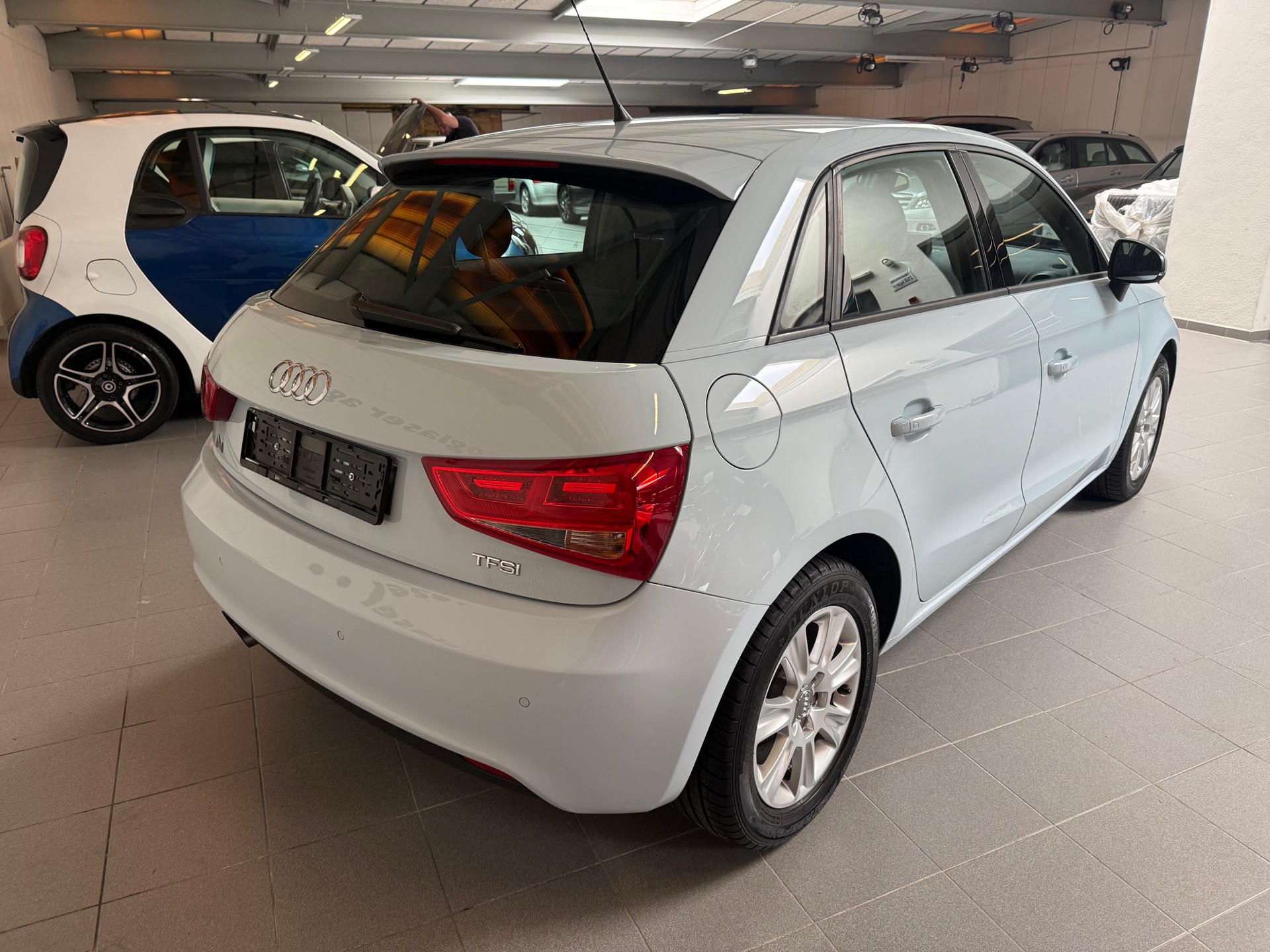 AUDI A1 Sportback 1.4 TFSI Ambition S-tronic-image-5