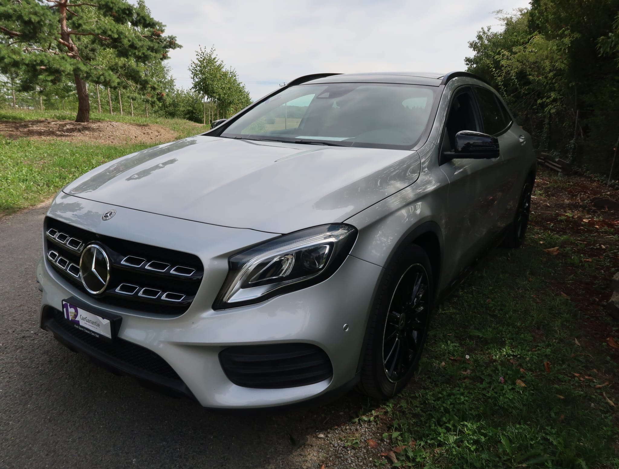 Car photo