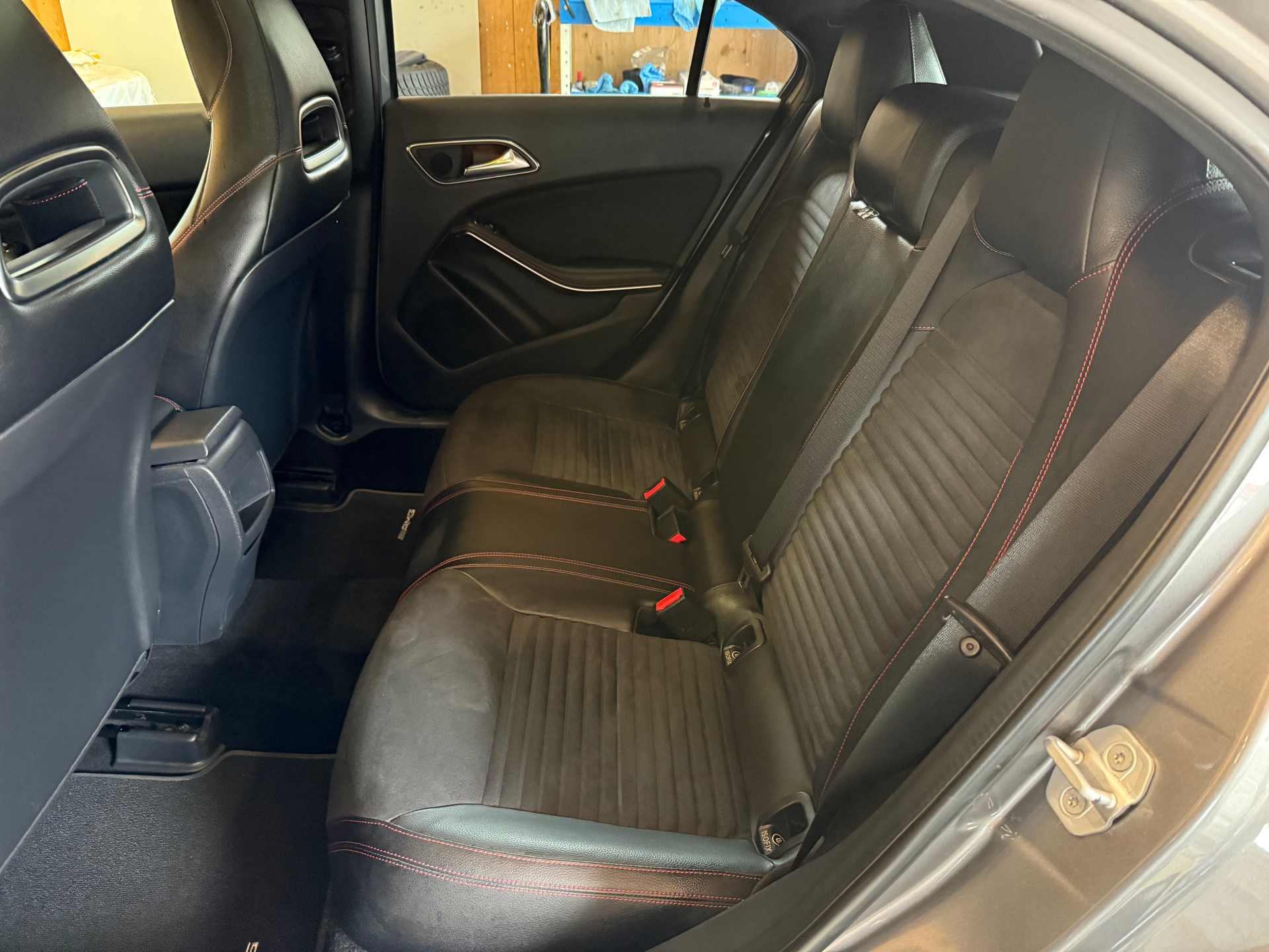 MERCEDES-BENZ A 200 AMG Line 7G-DCT-image-7