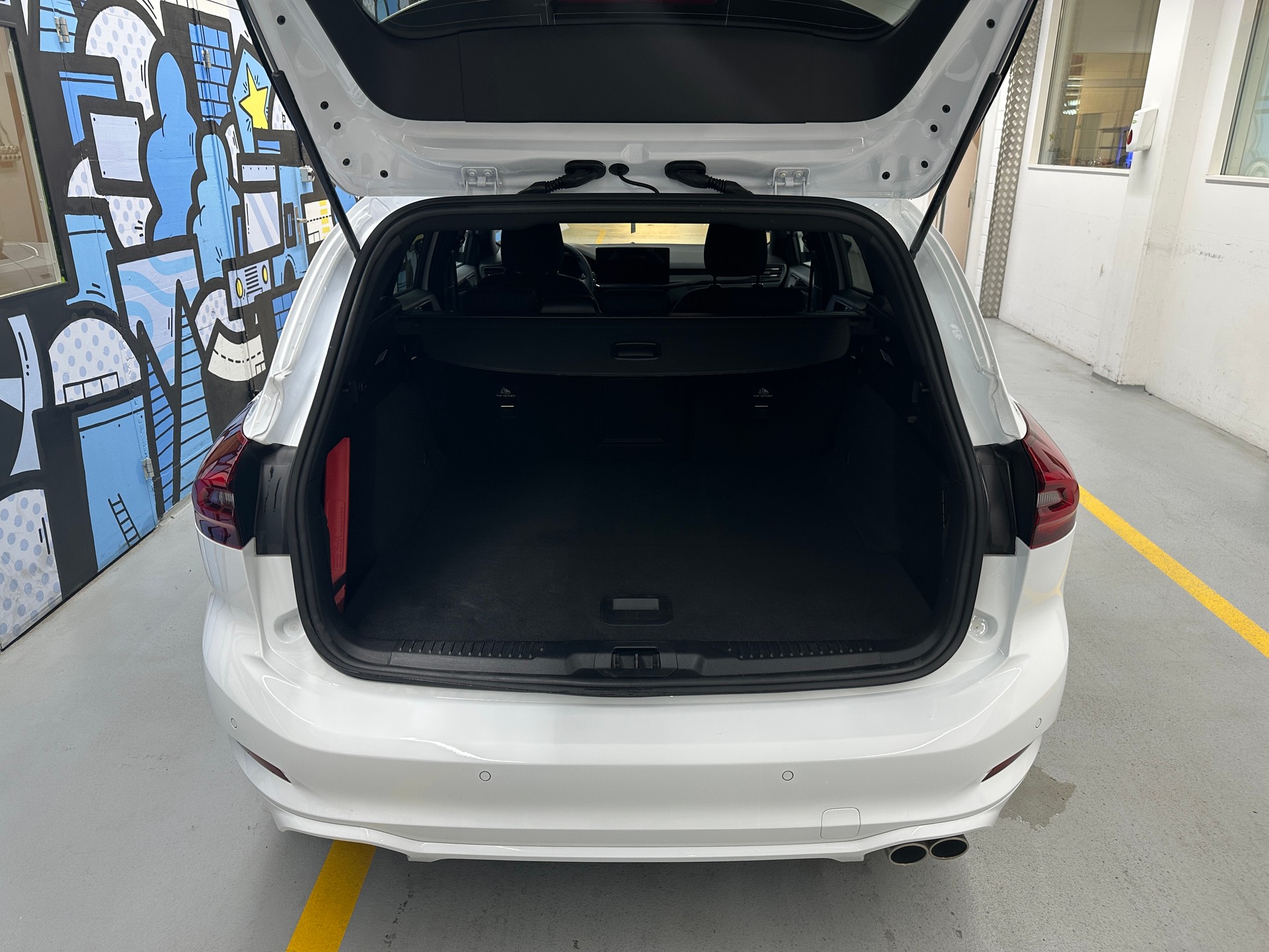 FORD Focus 1.0 MHEV ST-Line X Automat-image-5