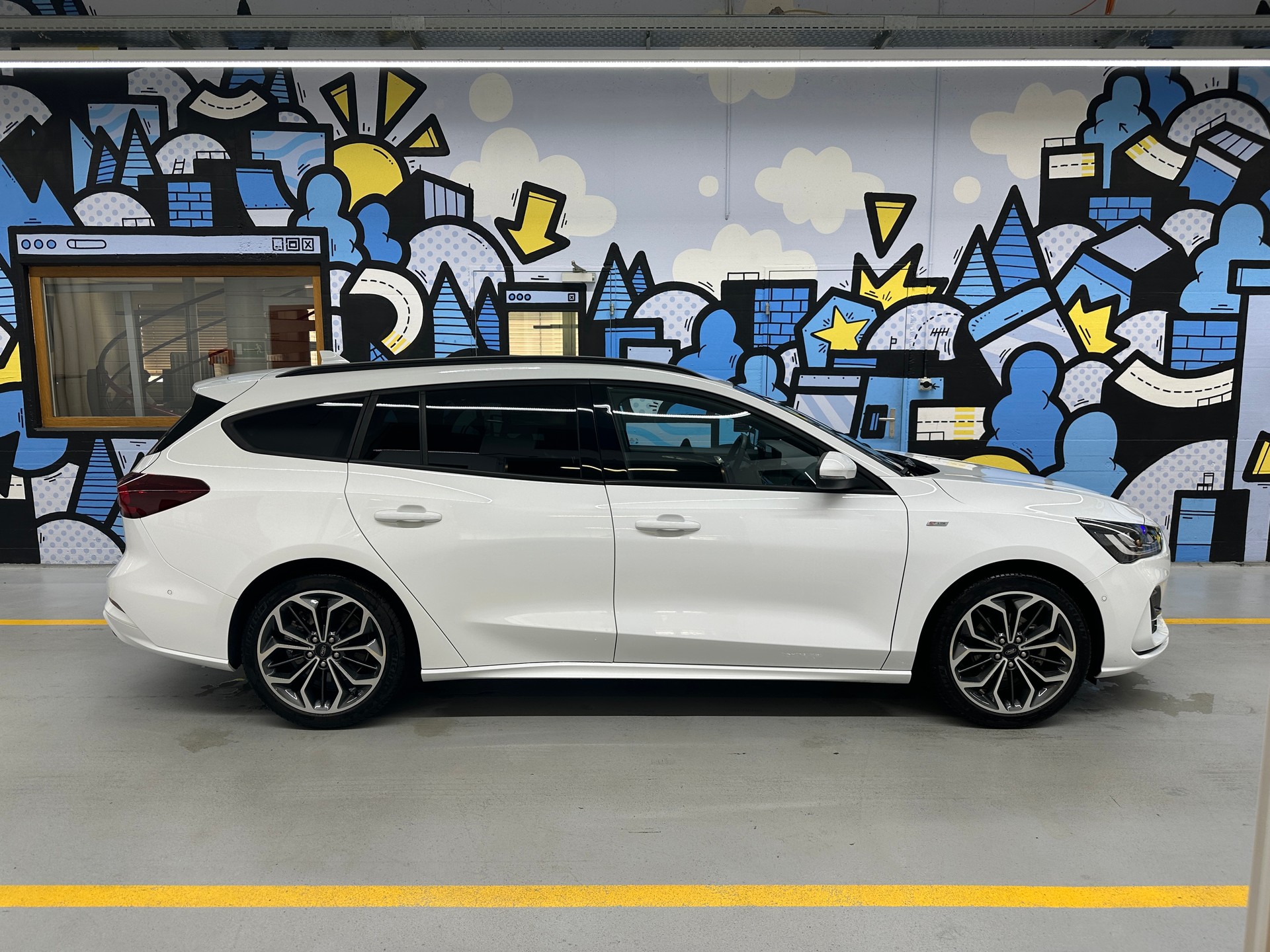 FORD Focus 1.0 MHEV ST-Line X Automat-showroom-element-2
